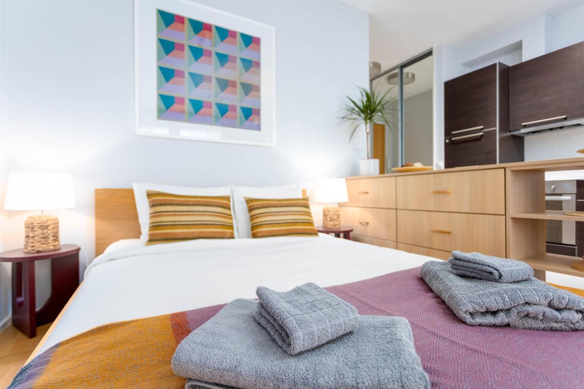 Studio Apartment