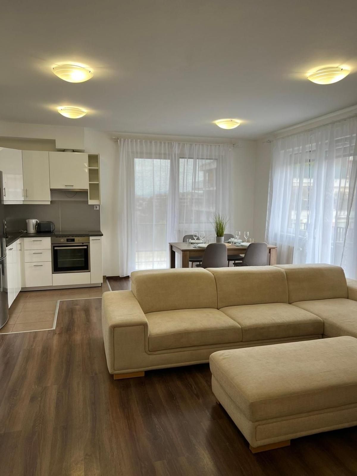 Apartment with Terrace
