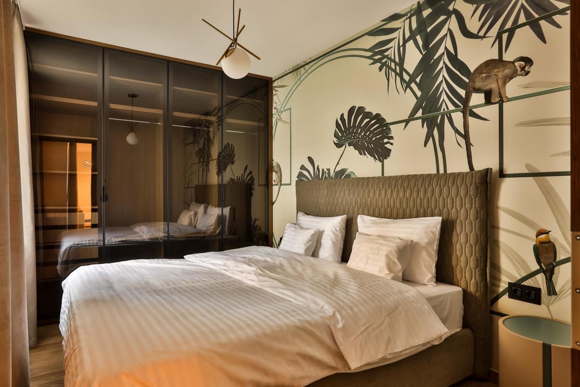 Sun Hill Luxury Suites One-Bedroom Apartment