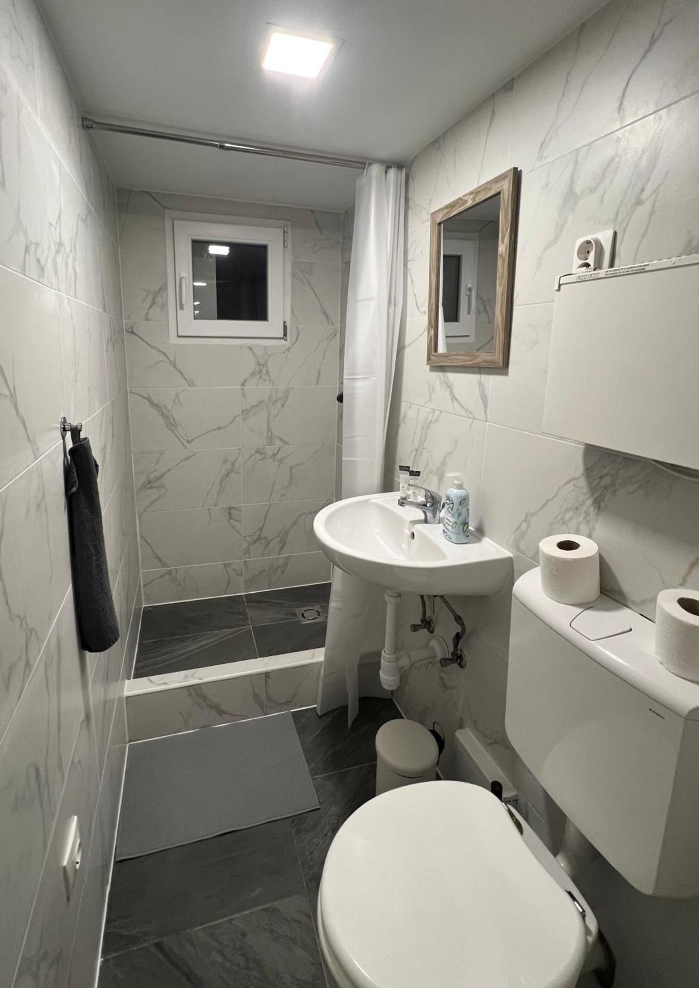 Miko Apartments next to Castle district One-Bedroom Apartment