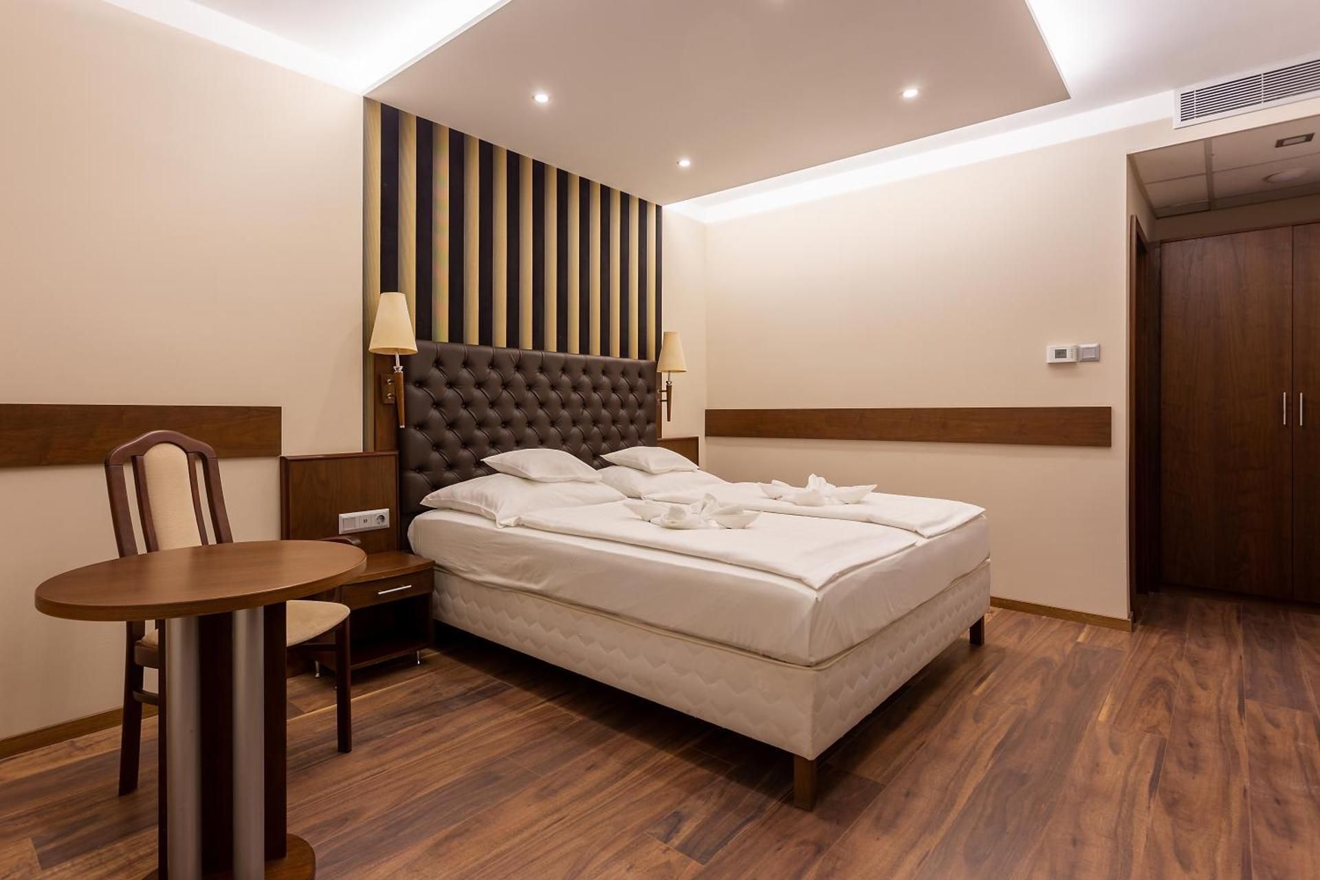 Premium Double Courtyard room