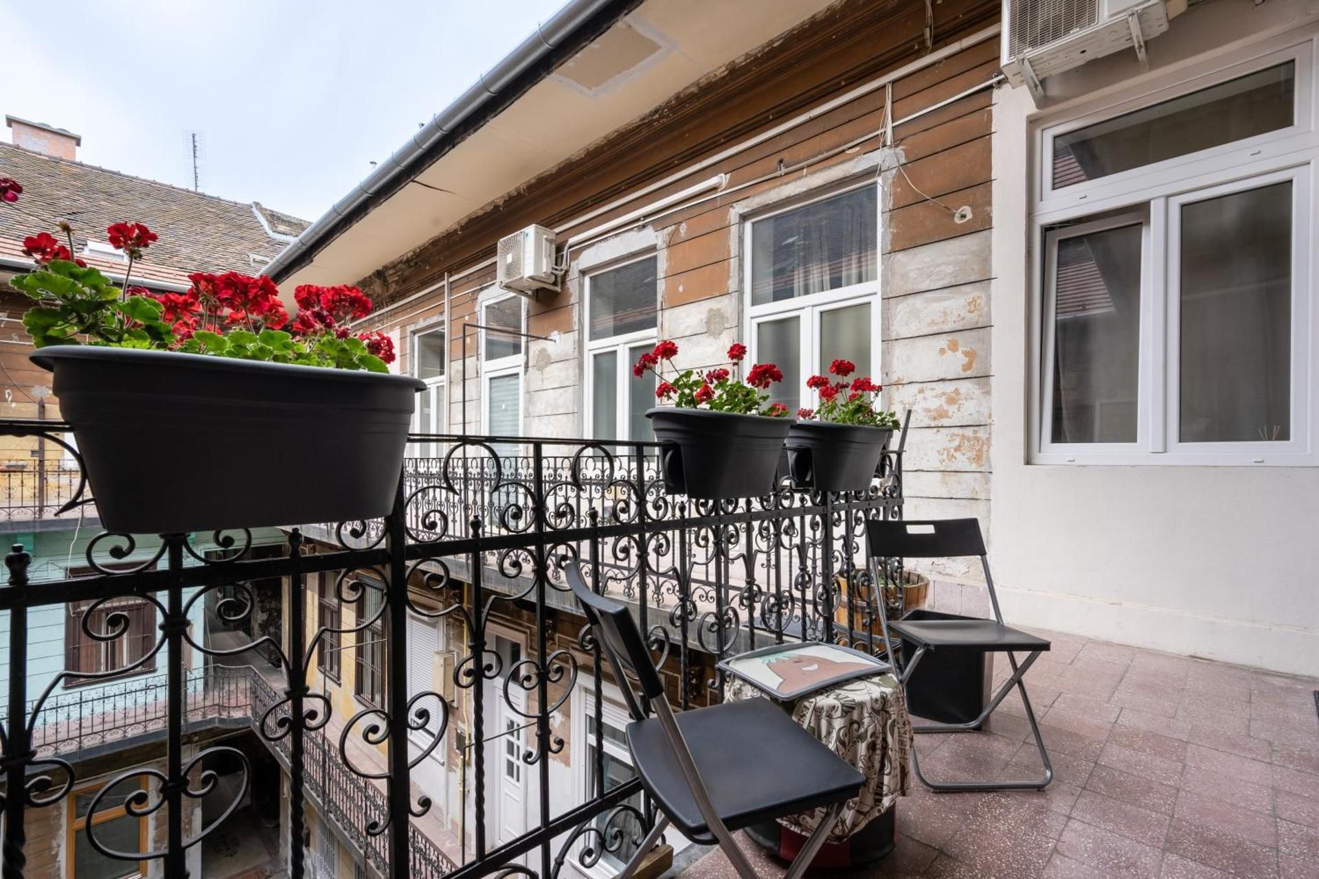 balcony/terrace