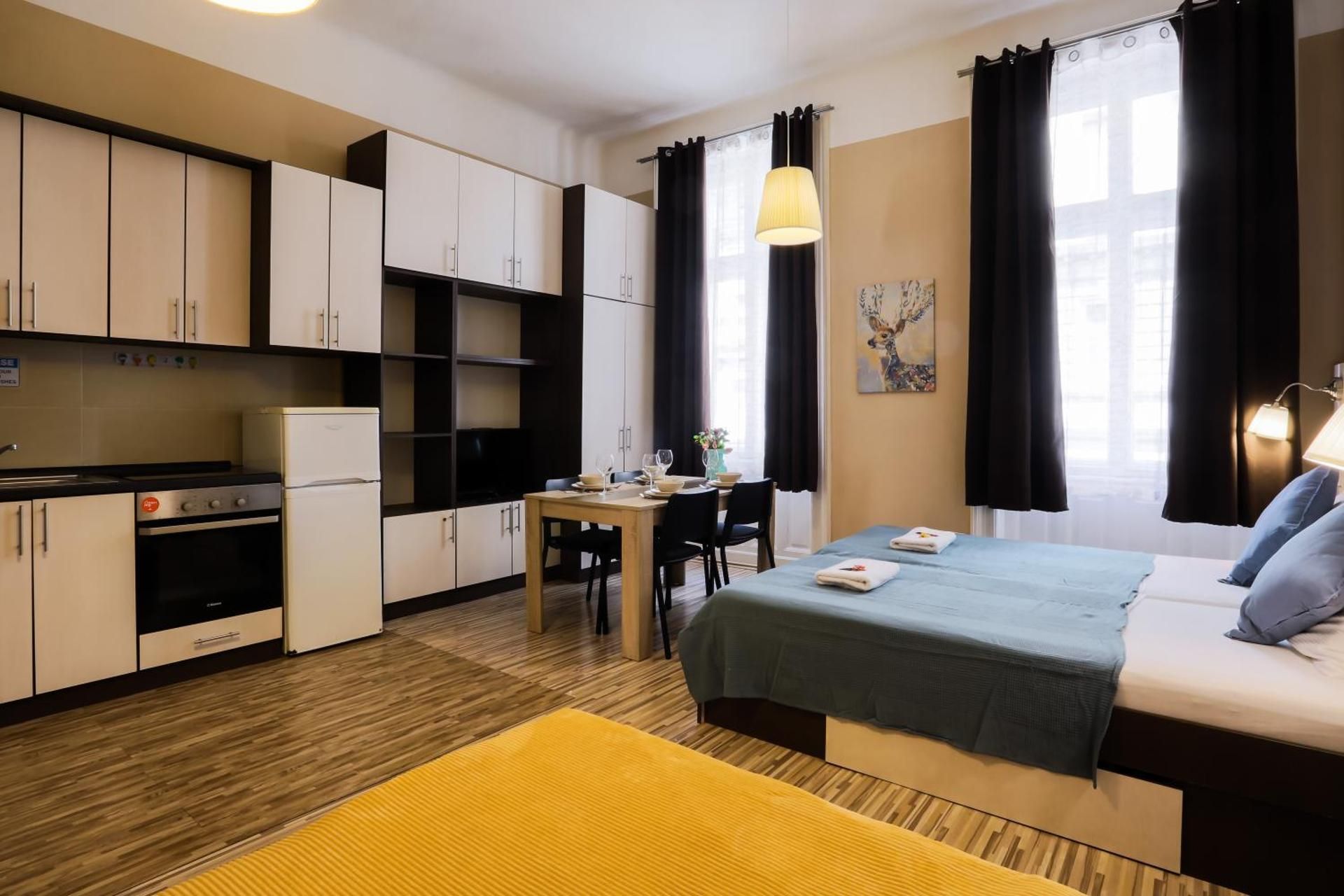 One-Bedroom Apartment