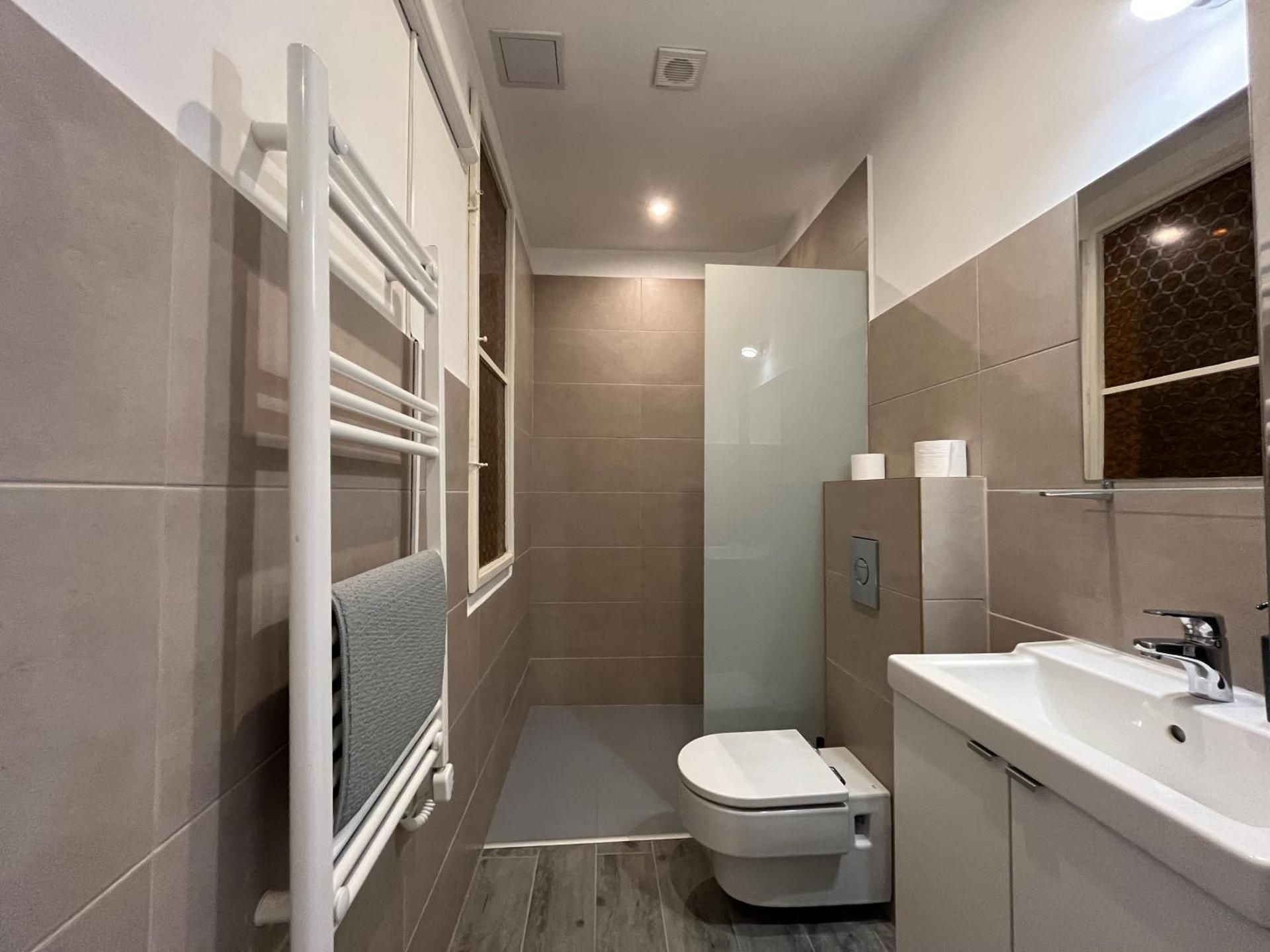 D58 Apartments in the city center One-Bedroom Apartment