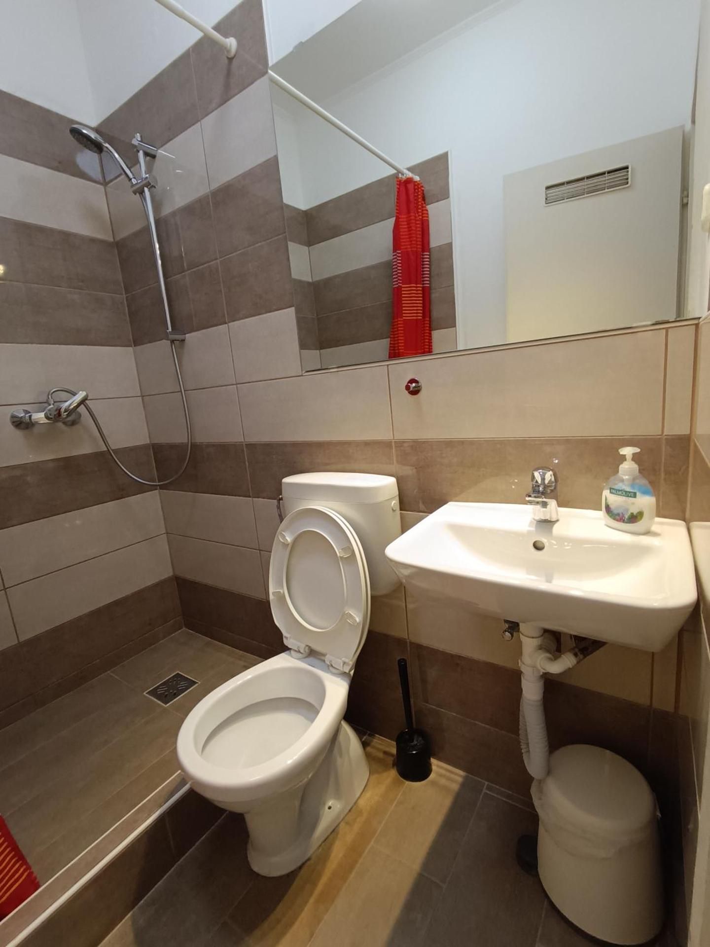 Deluxe Apartment - 4