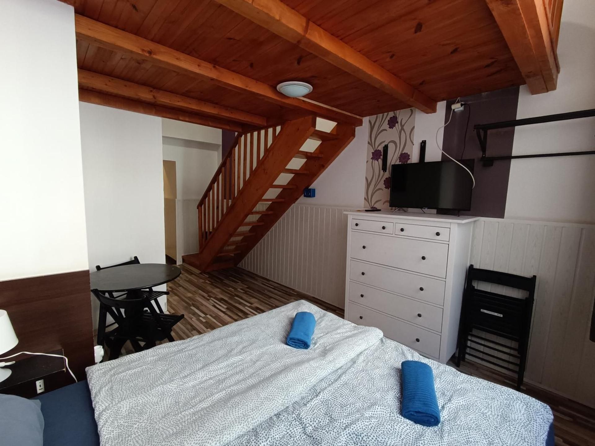 Large Deluxe Apartment - Kertész utca 4.