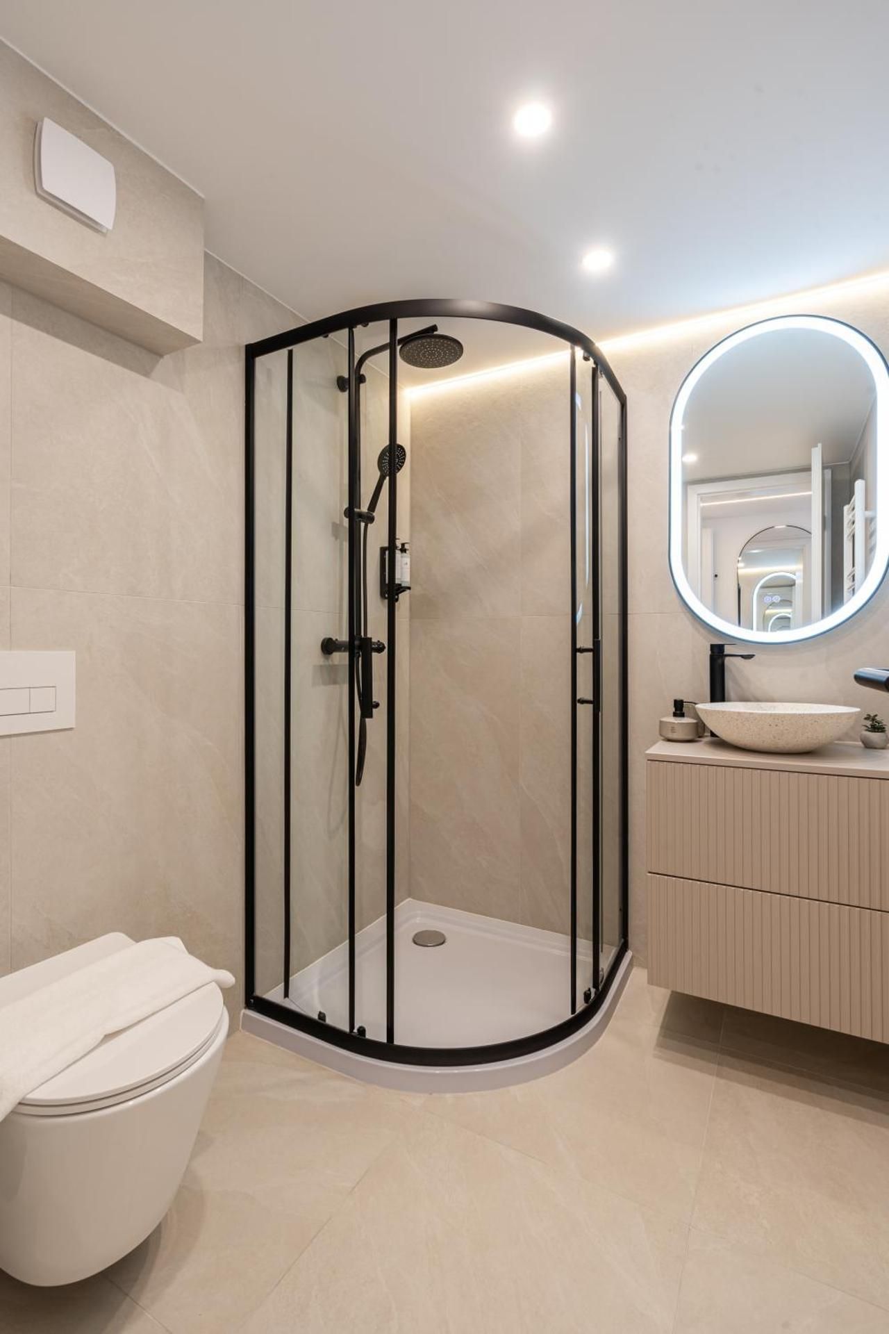 Superior Apartment