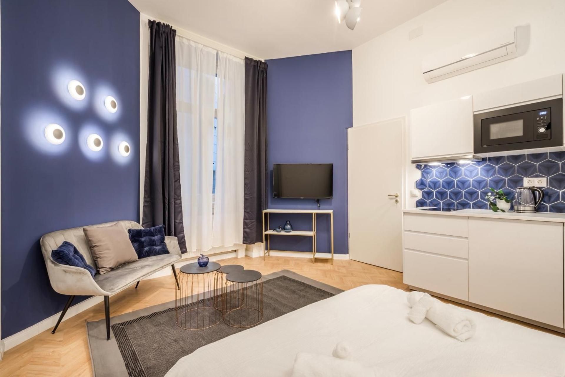 Superior Apartment