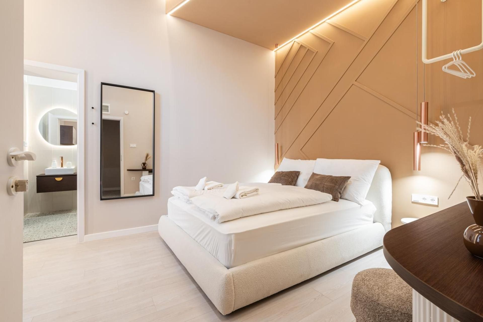 Superior Apartment