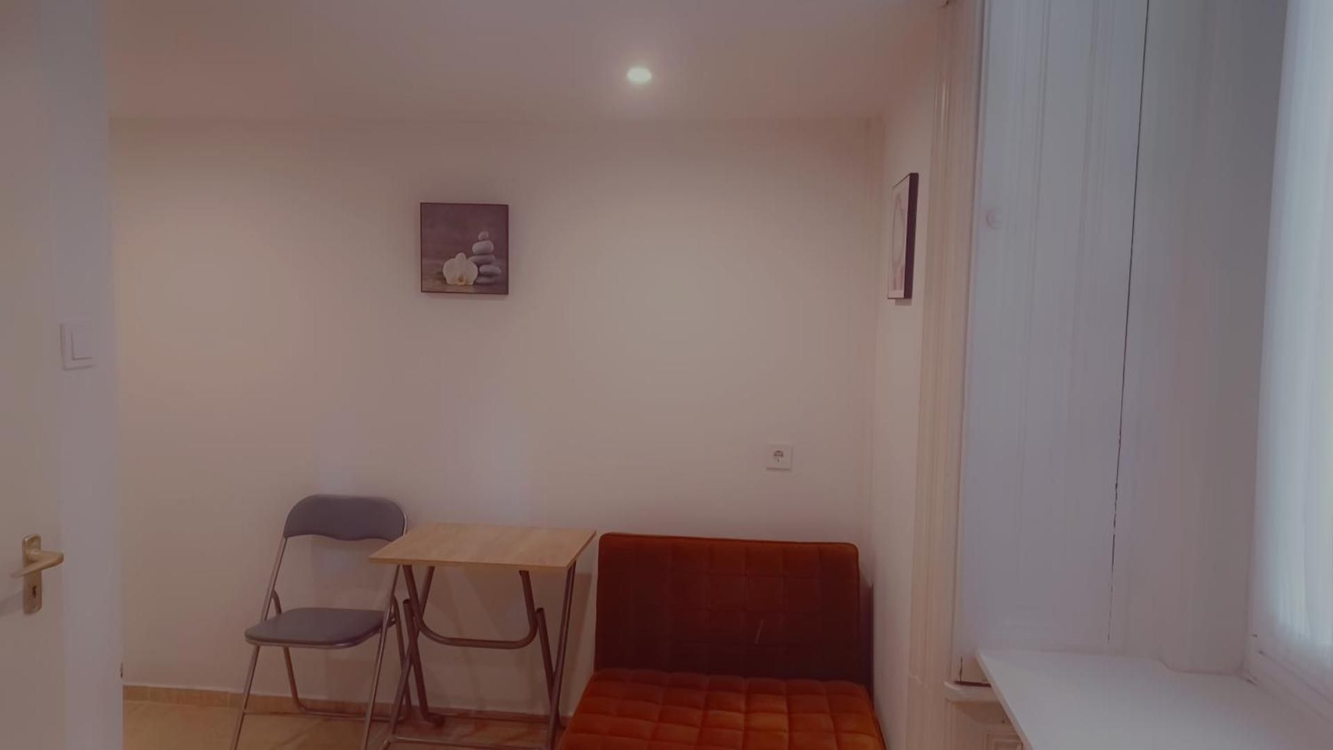 Toucan Hostel Budapest One-Bedroom Standard Apartment 2
