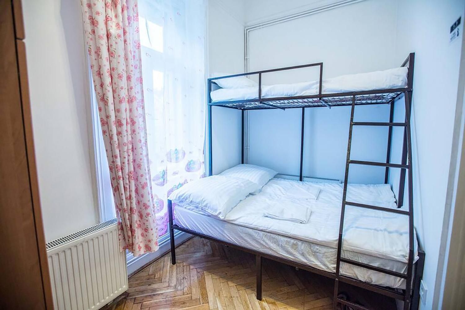 Triple Room with Shared Toilet