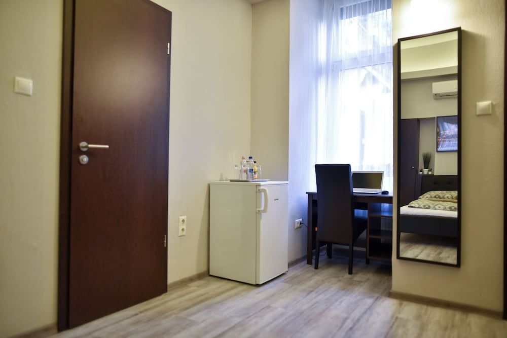 Corvin Point Rooms and Apartments Deluxe Double Room, 1 Double Bed, Ensuite 4