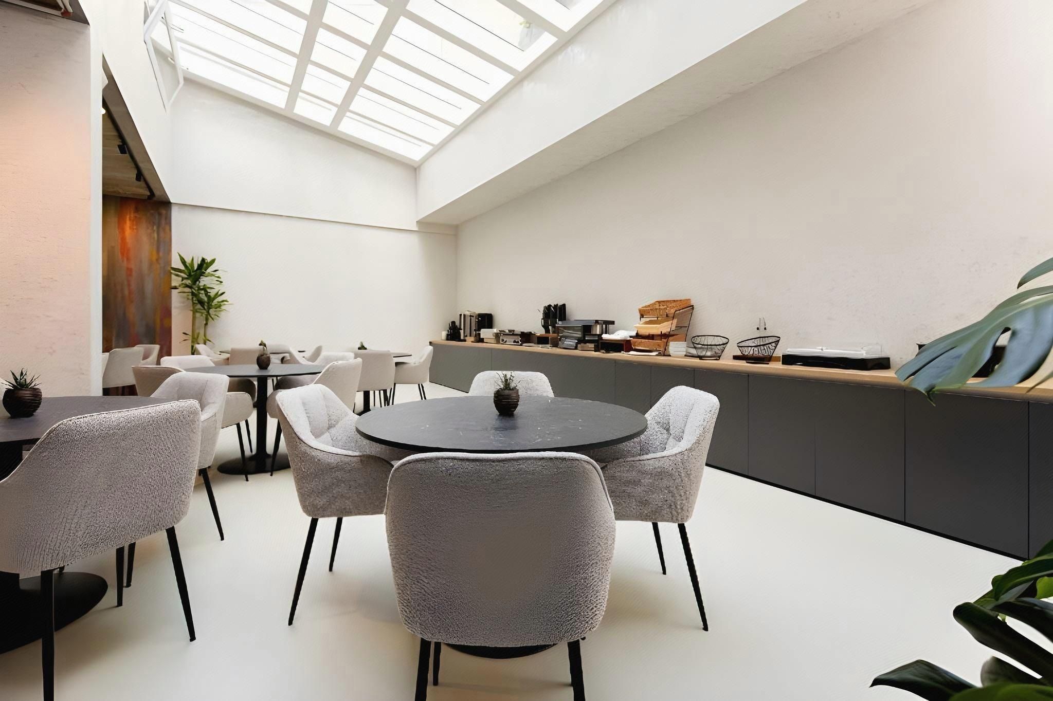 f074ac4f67a6712e9d3afabc36d2ece1