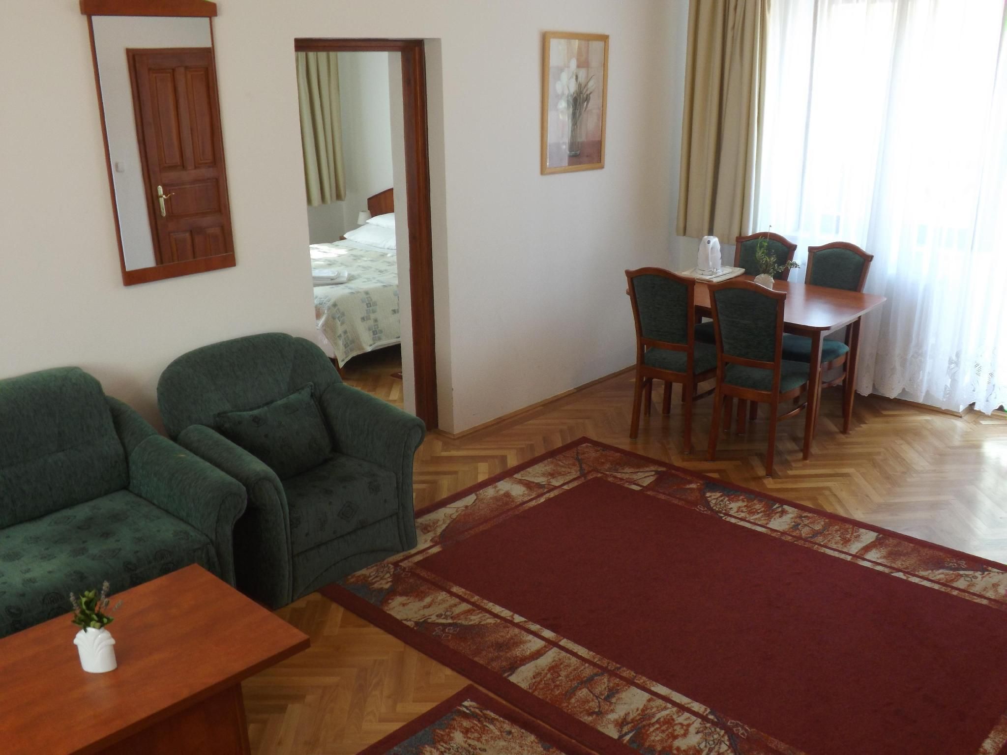 Apartment (2 Adults)