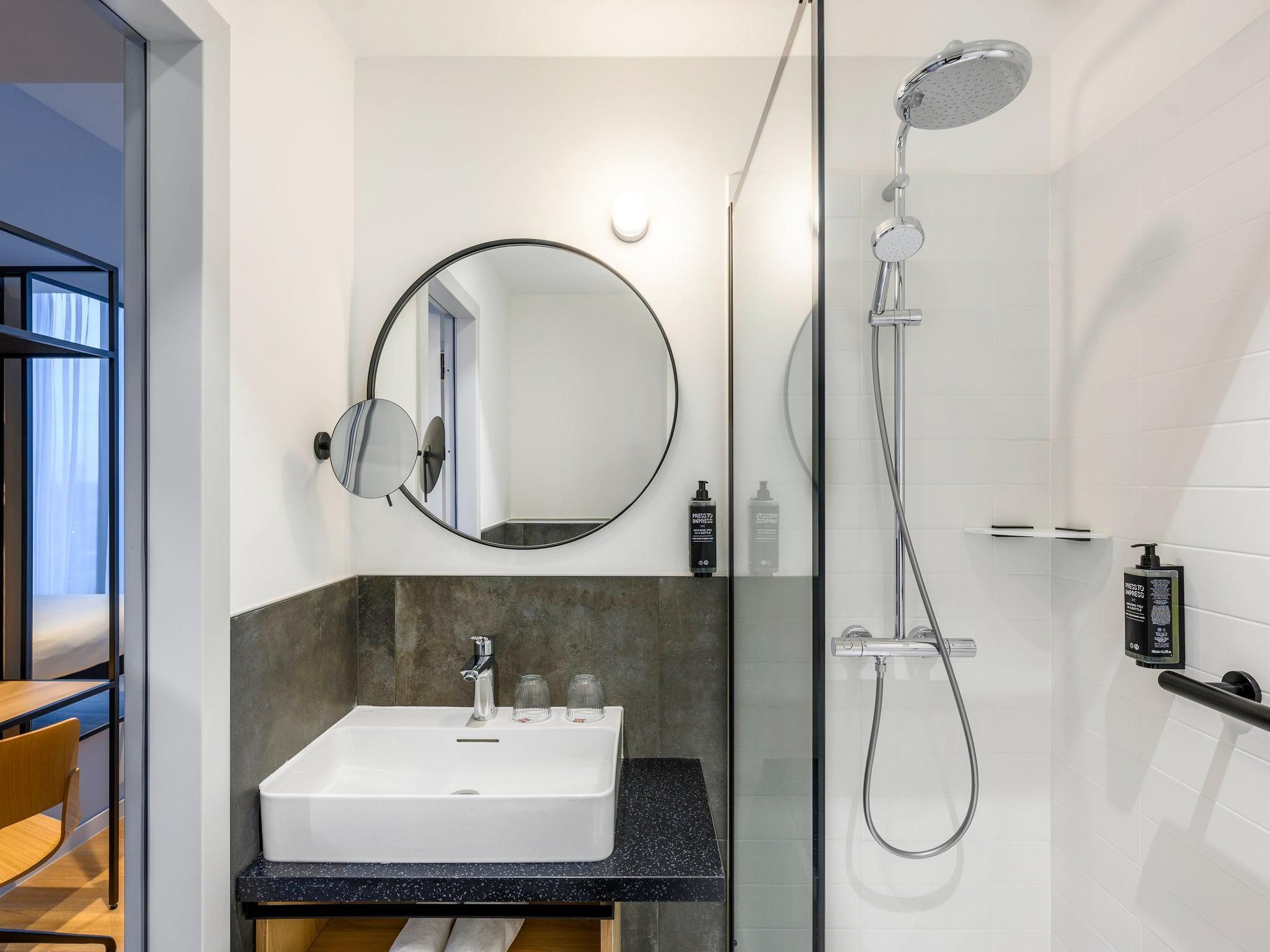 Standard Room with 2 seperate beds