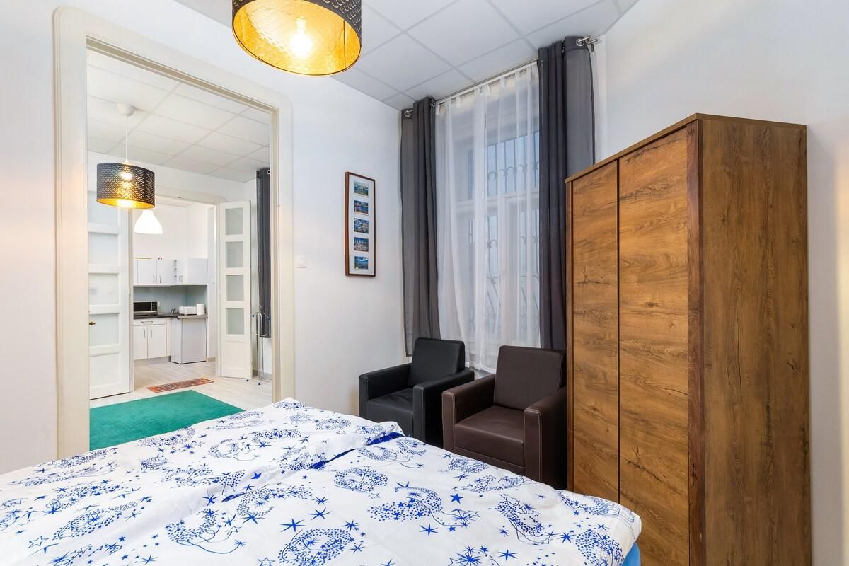 1f6c4bb480ab7776d2db945bce6117db