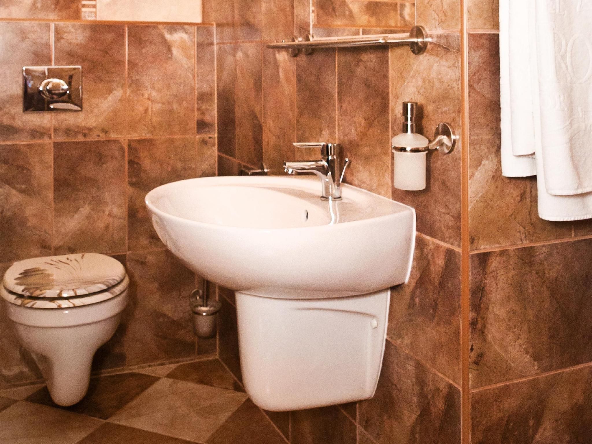 Klastrom Hotel Luxury Suite 2