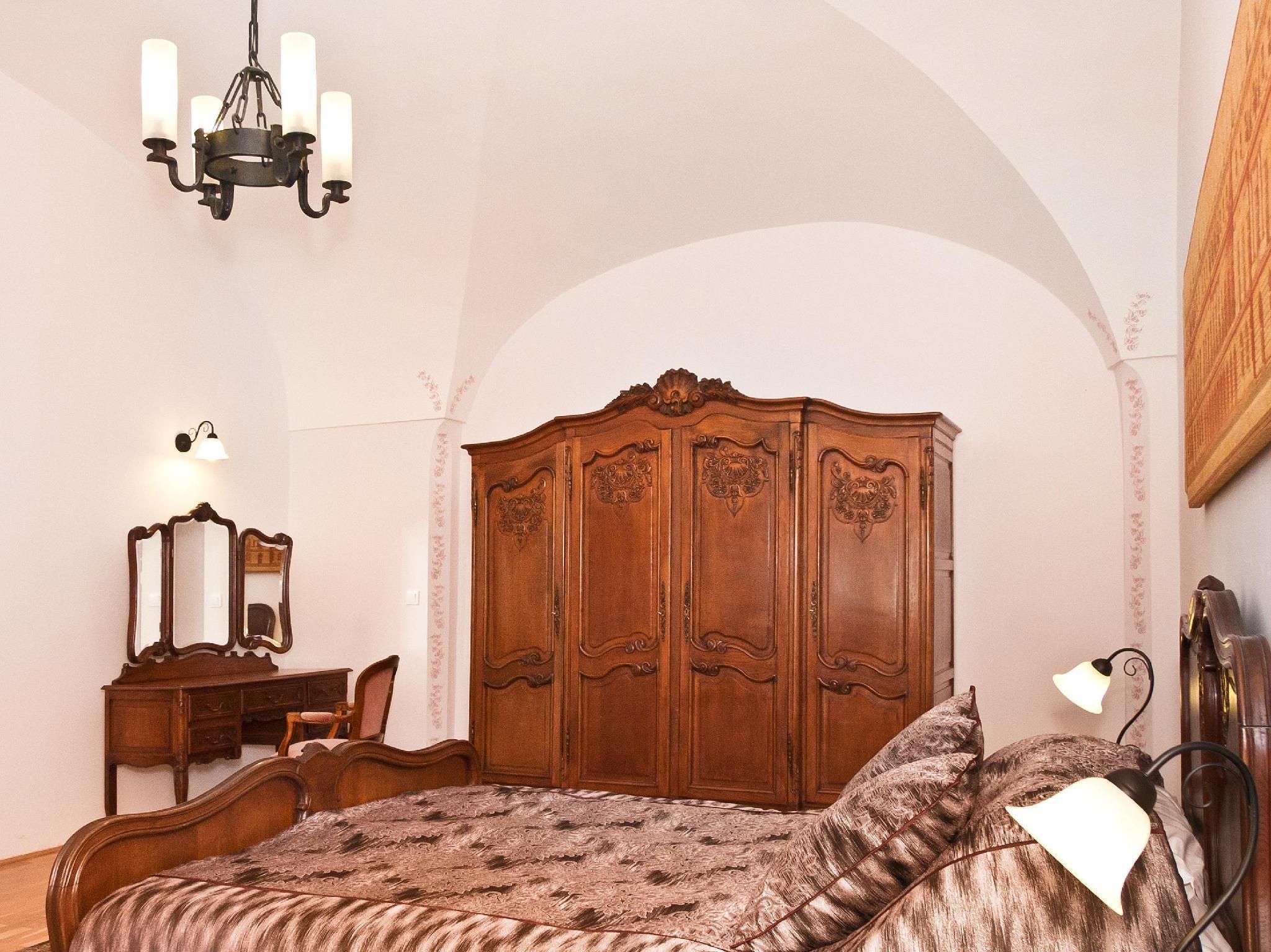 Klastrom Hotel Luxury Suite