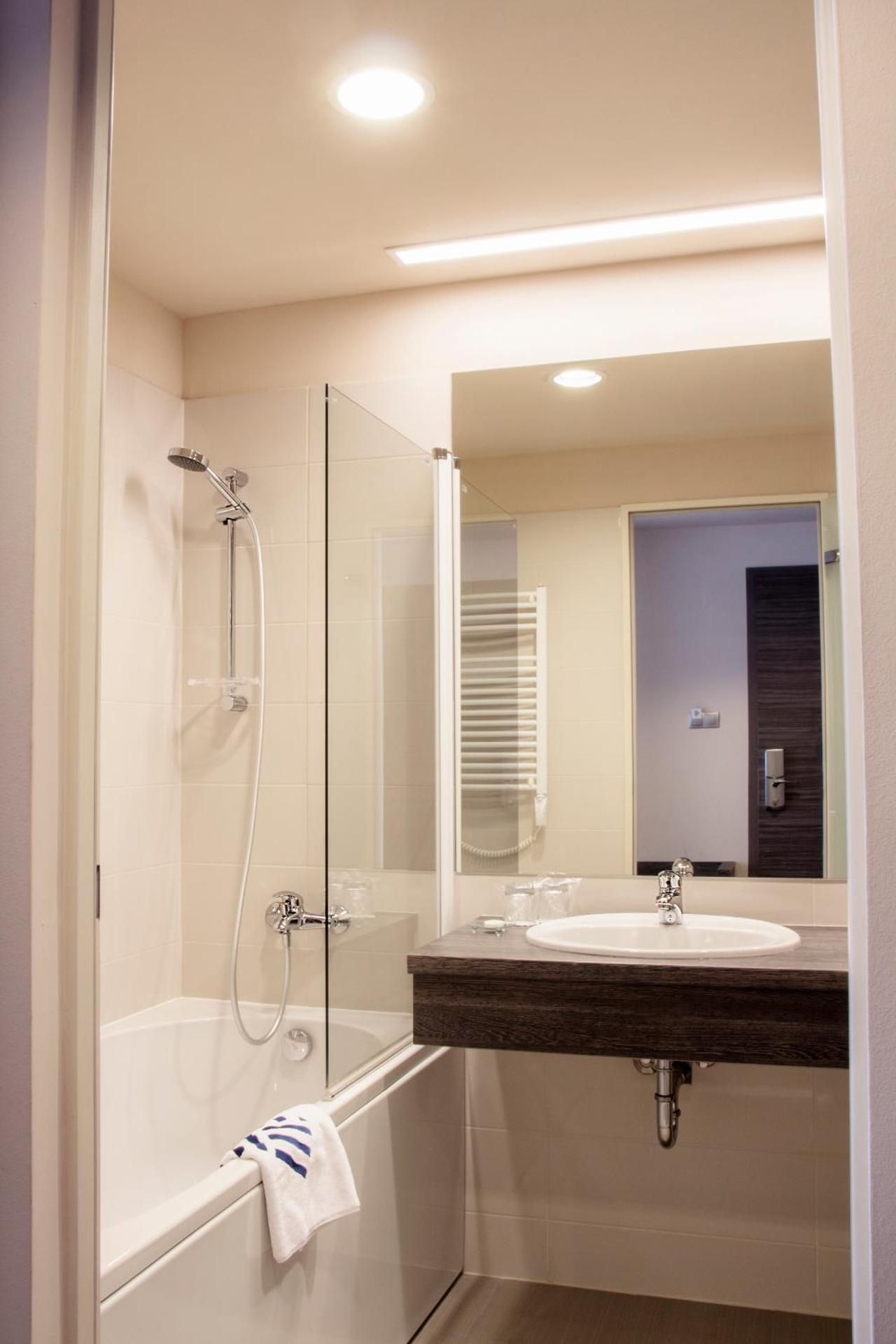 Connecting Room - Superior Double or Twin Room
