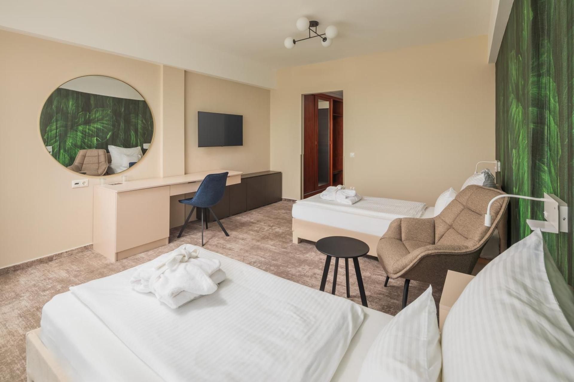 Standard Twin Room