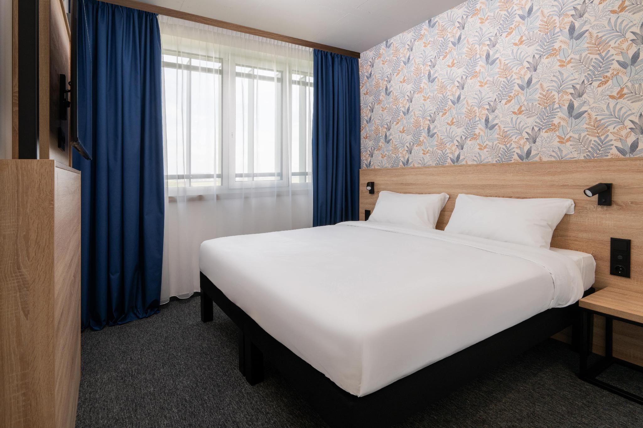 2 Bedroom Deluxe
