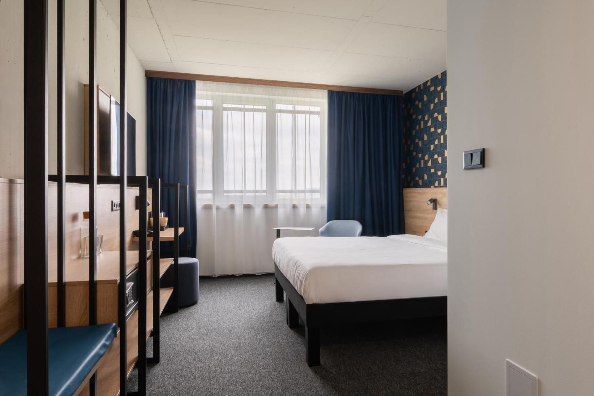 Standard Room with 1 double bed