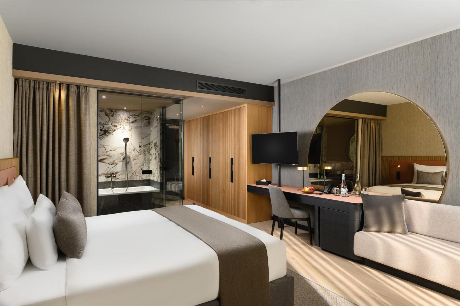 Twin Room with City View