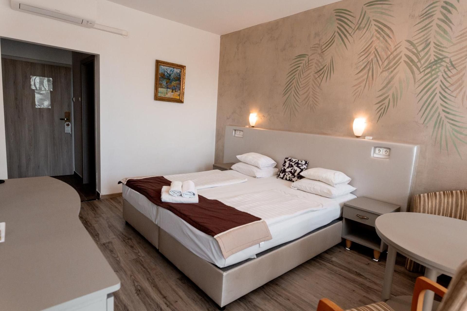 Single Room With Private Bathroom