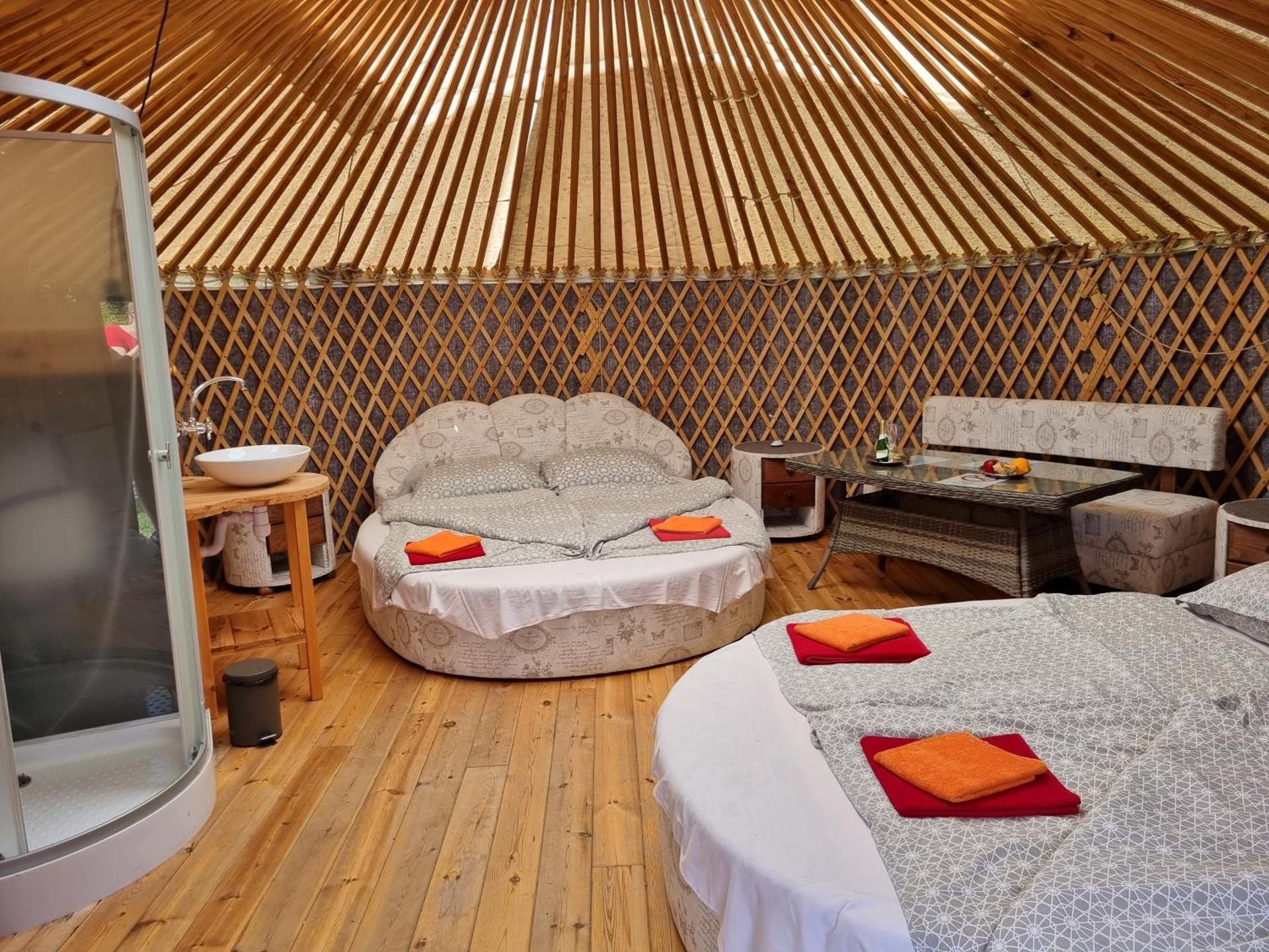 Quadruple Tent