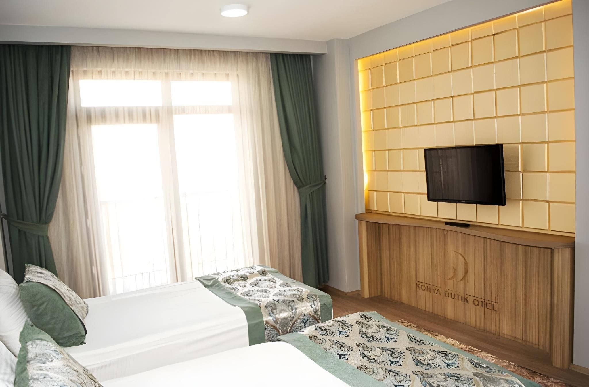 Twin Room with Balcony