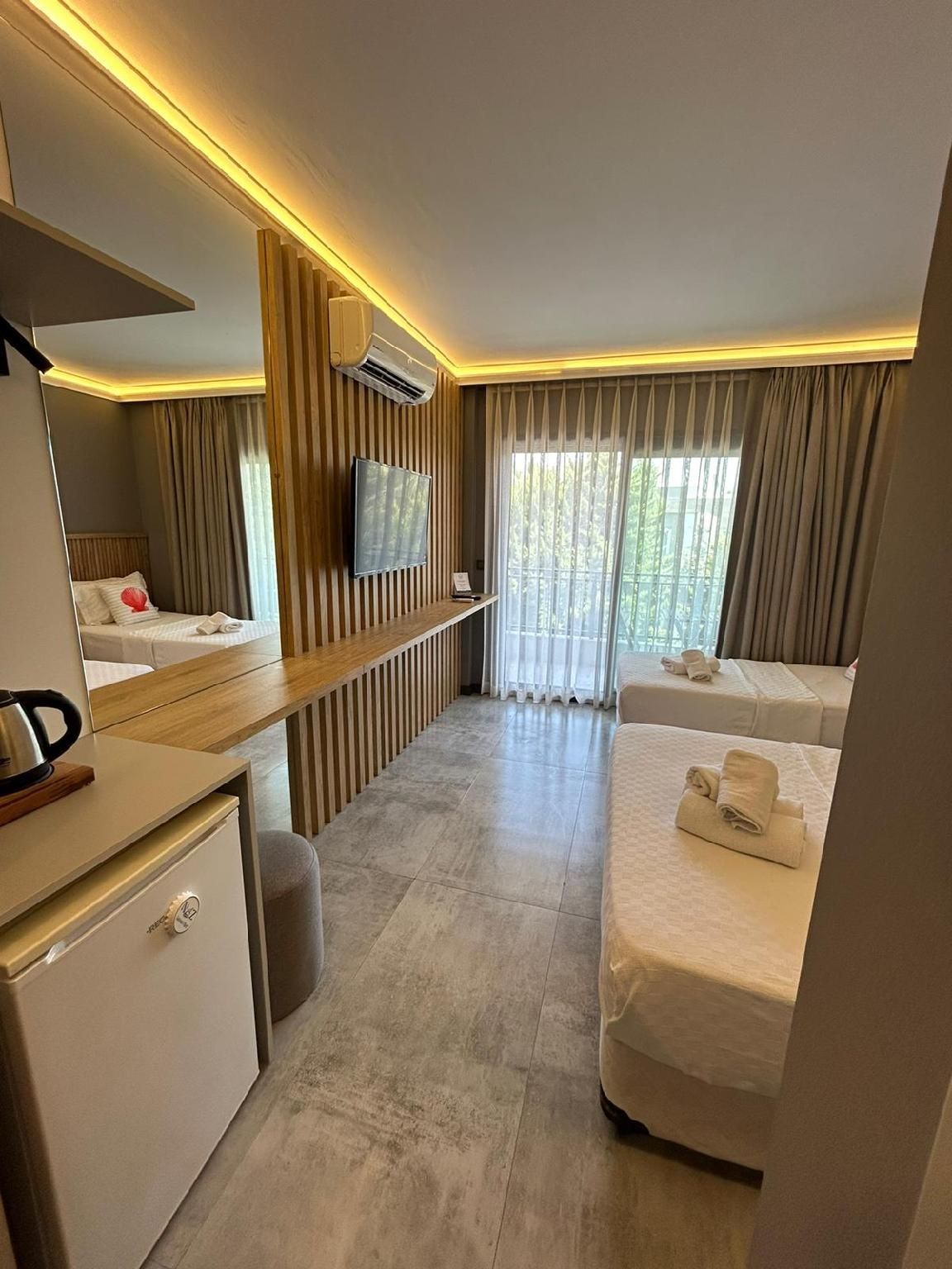 Delux Double Room with Balcony