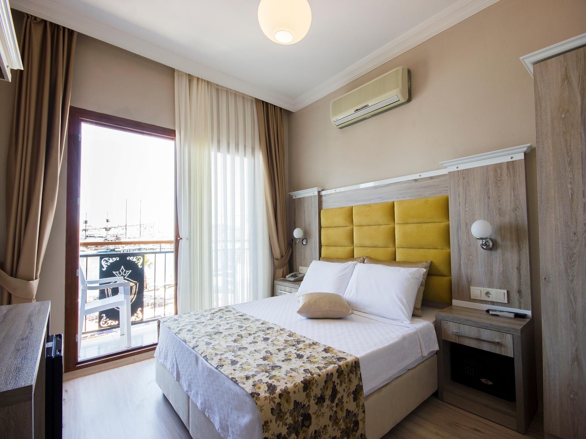 Family Room with Sea View