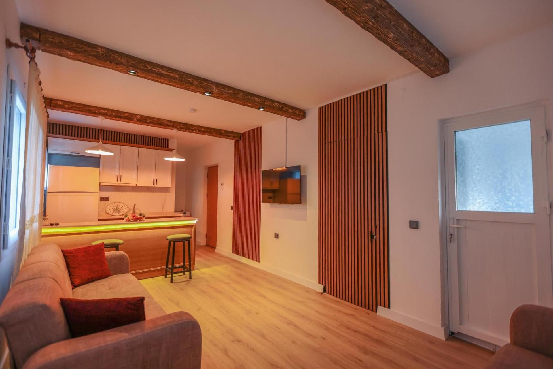 Yaliyani Motel Restaurant One-Bedroom Suite 2