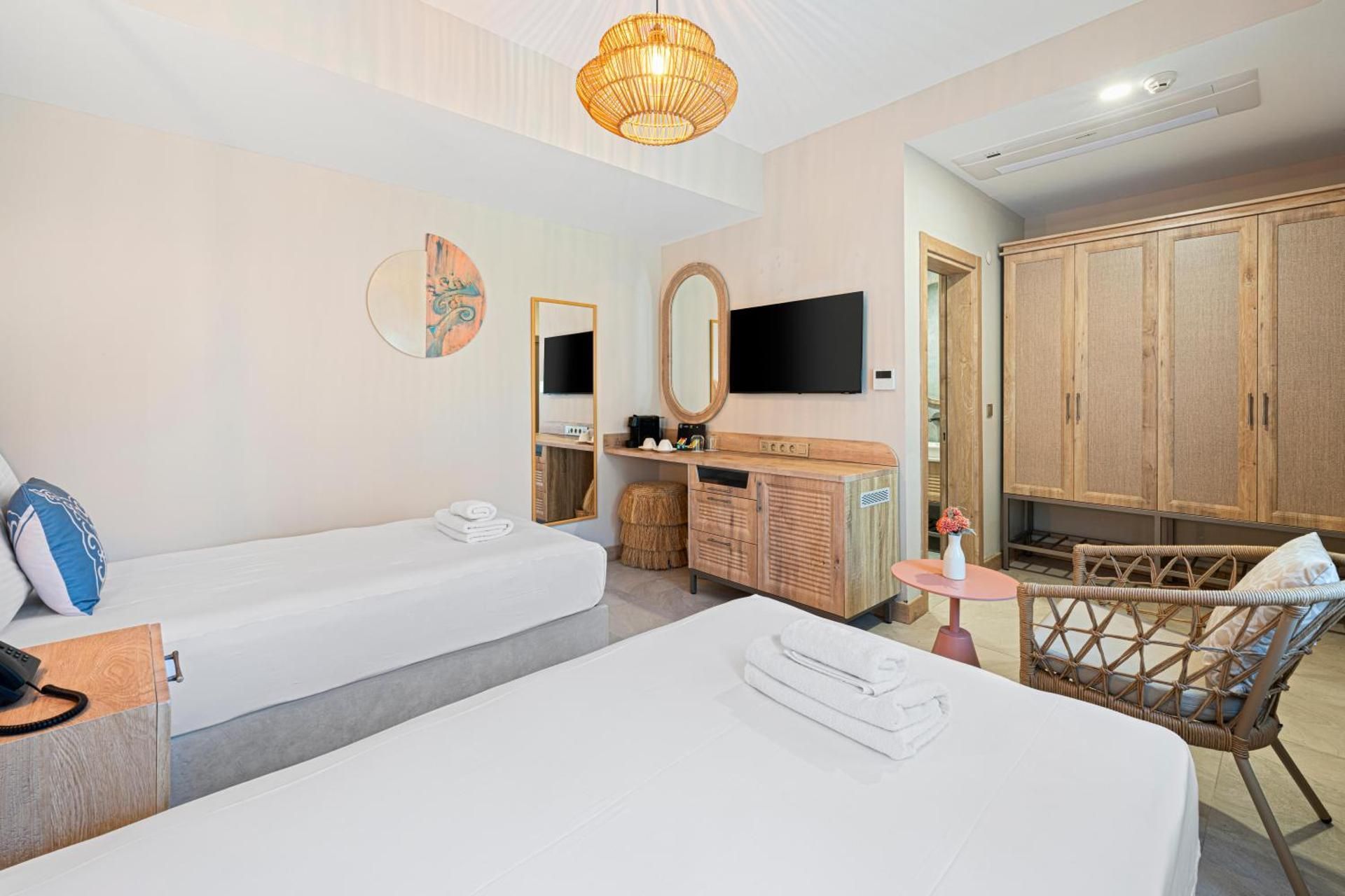 Standard Garden View Room