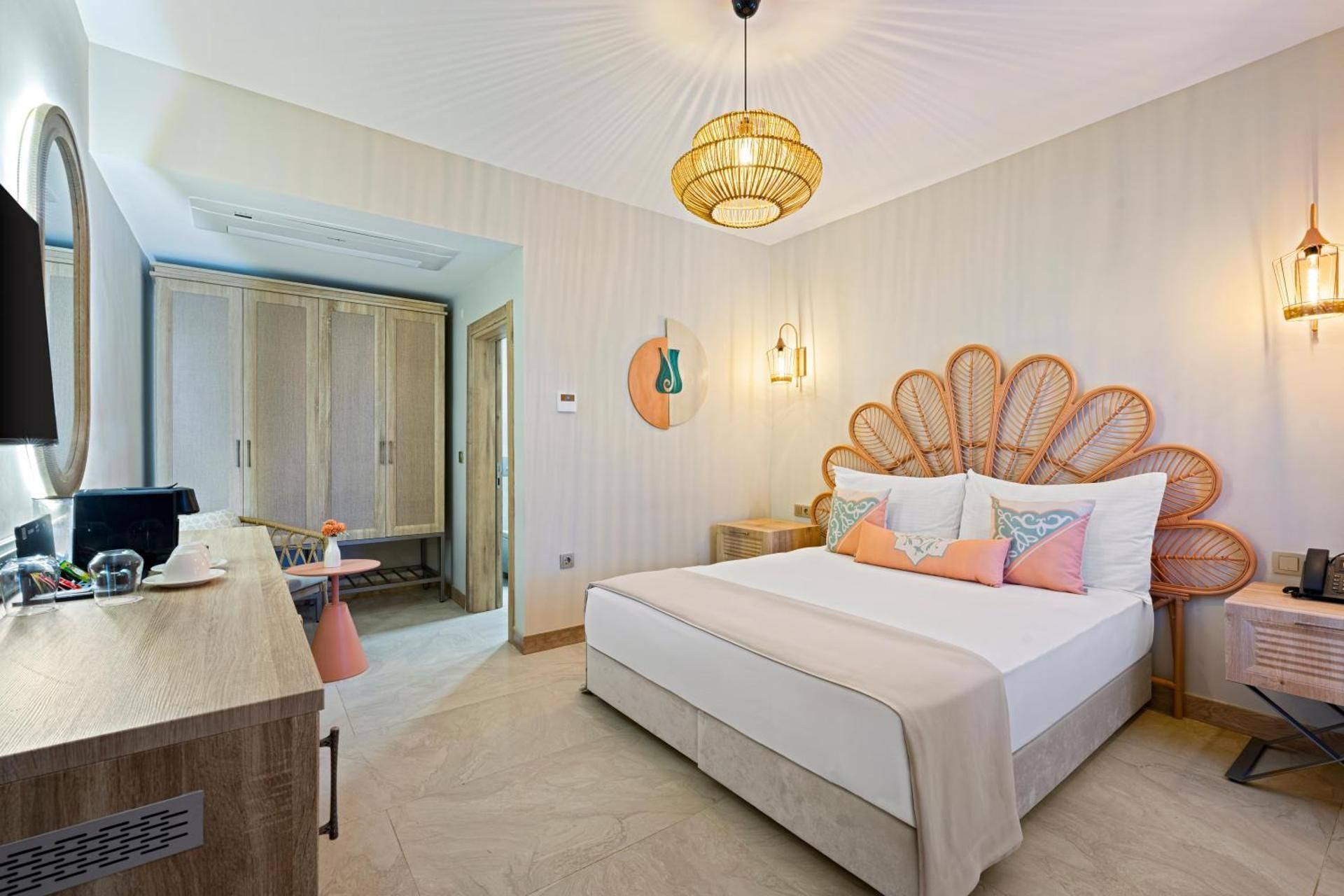 Double Room with Pool View
