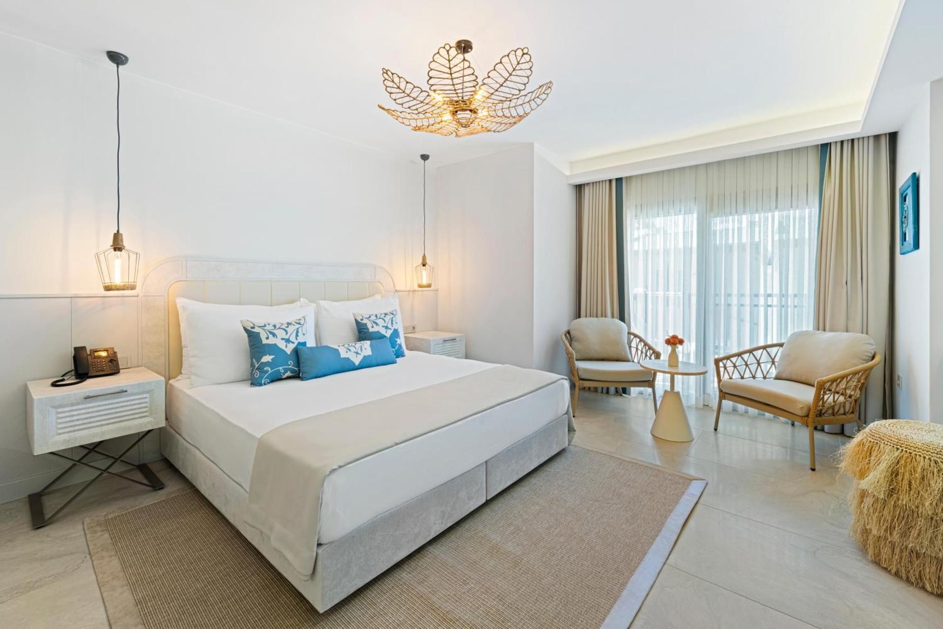 Deluxe Double or Twin Room with Garden View