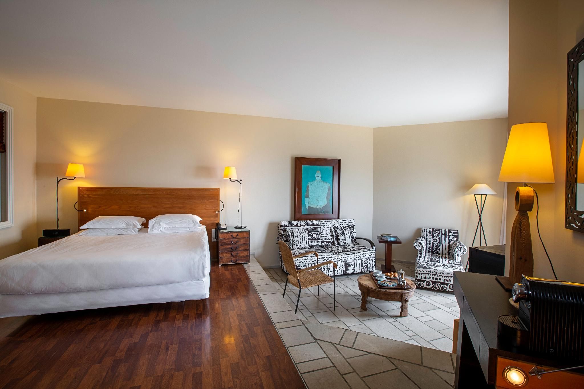 Corner Sea View Suite