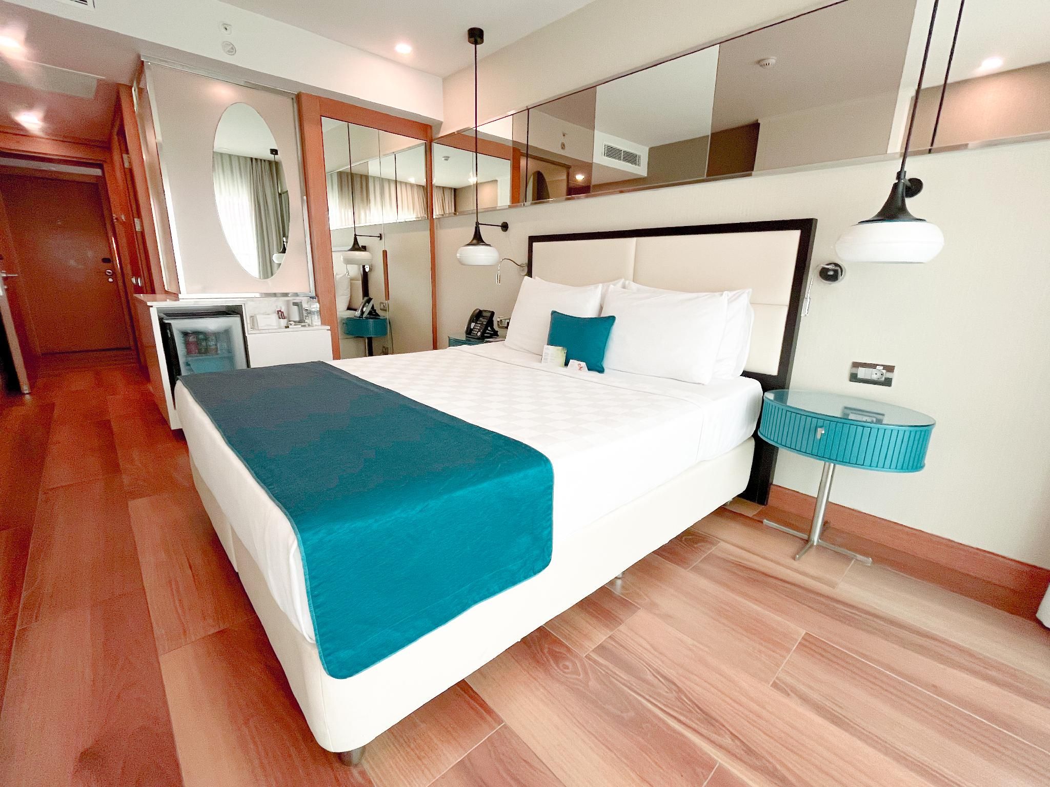 Deluxe Sea View - Twin