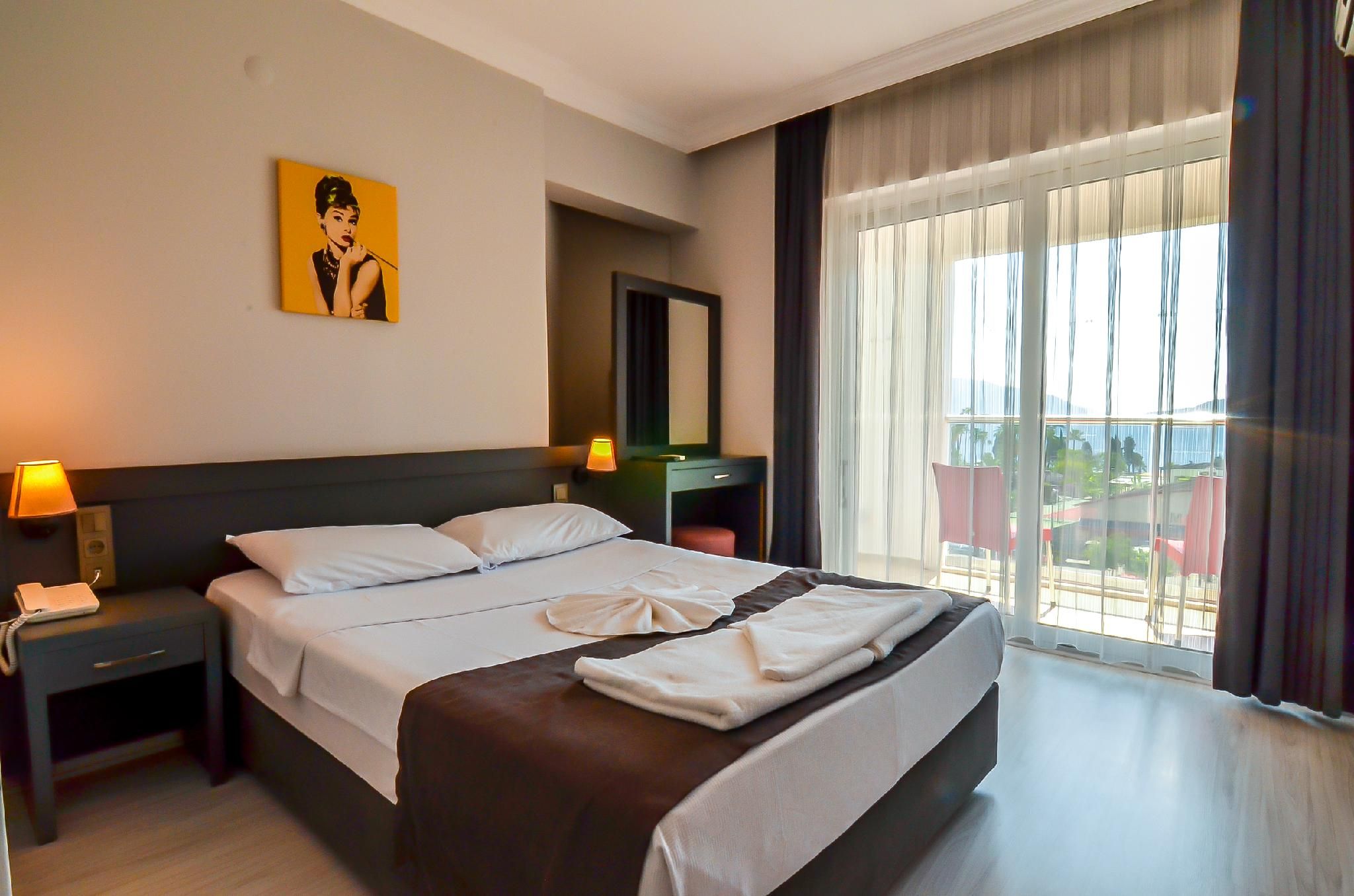 Superior Sea View Room