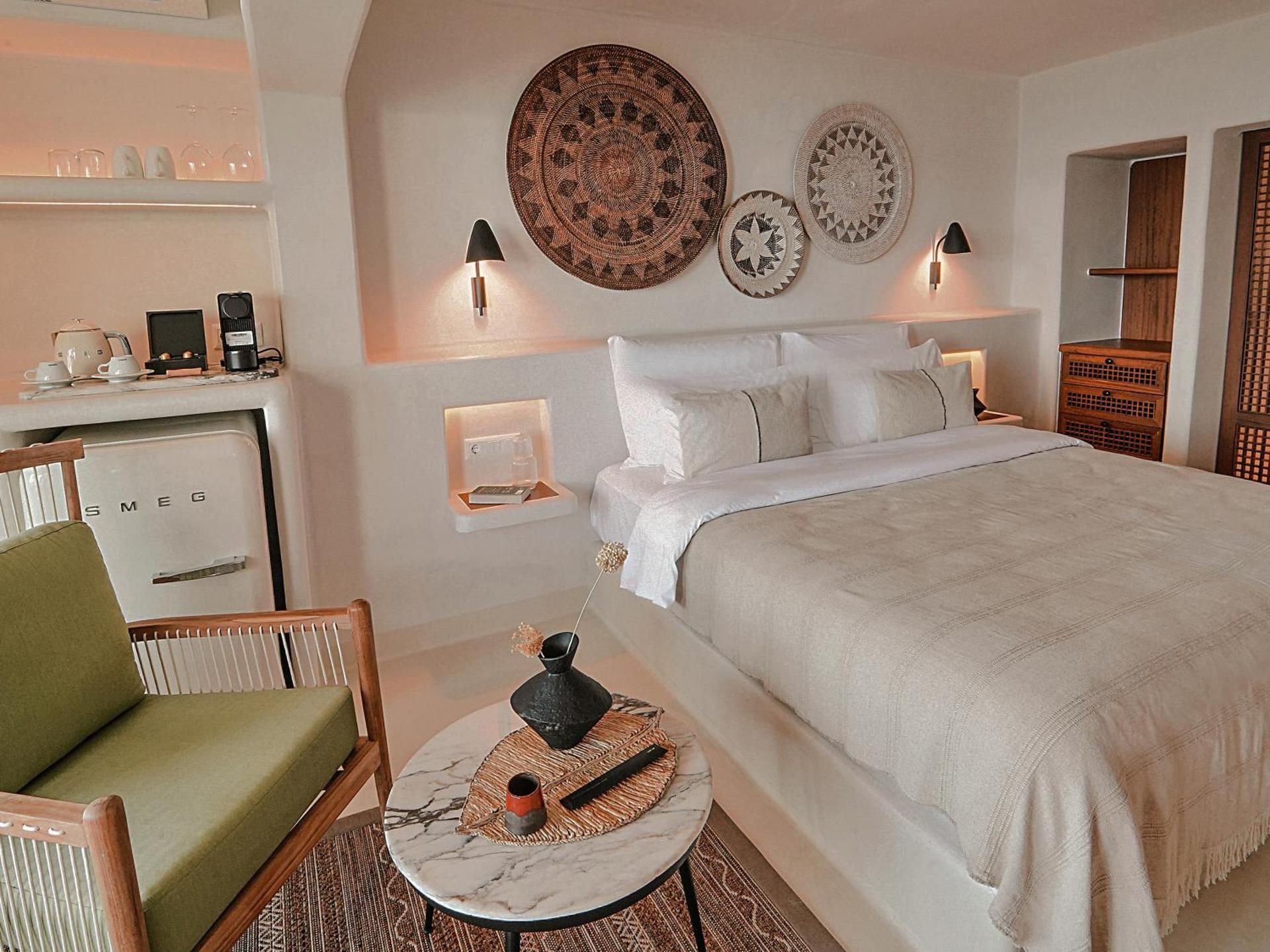 Honeymoon Room