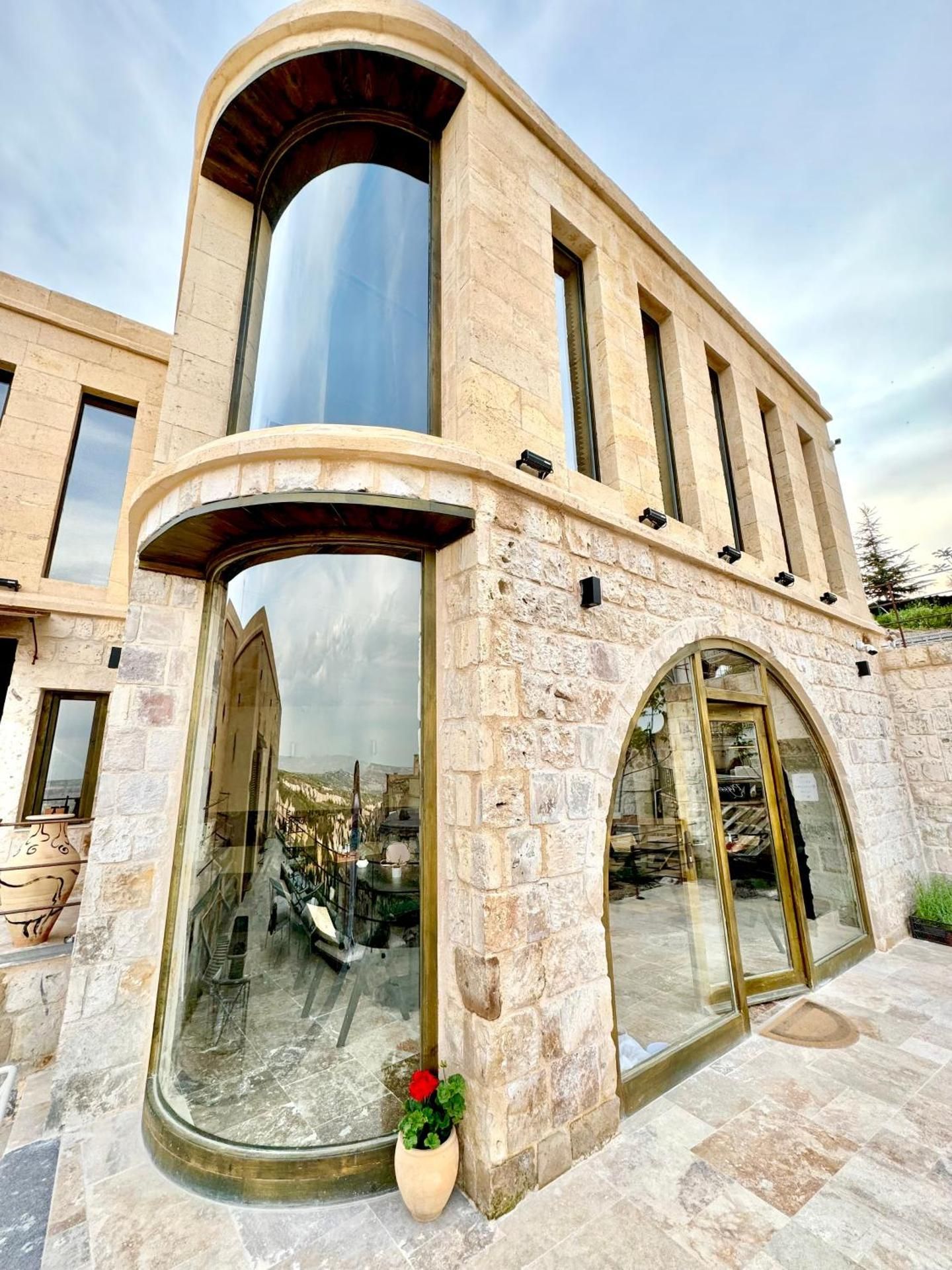 Very Peri Cappadocia - The Lifestyle Design Hotel