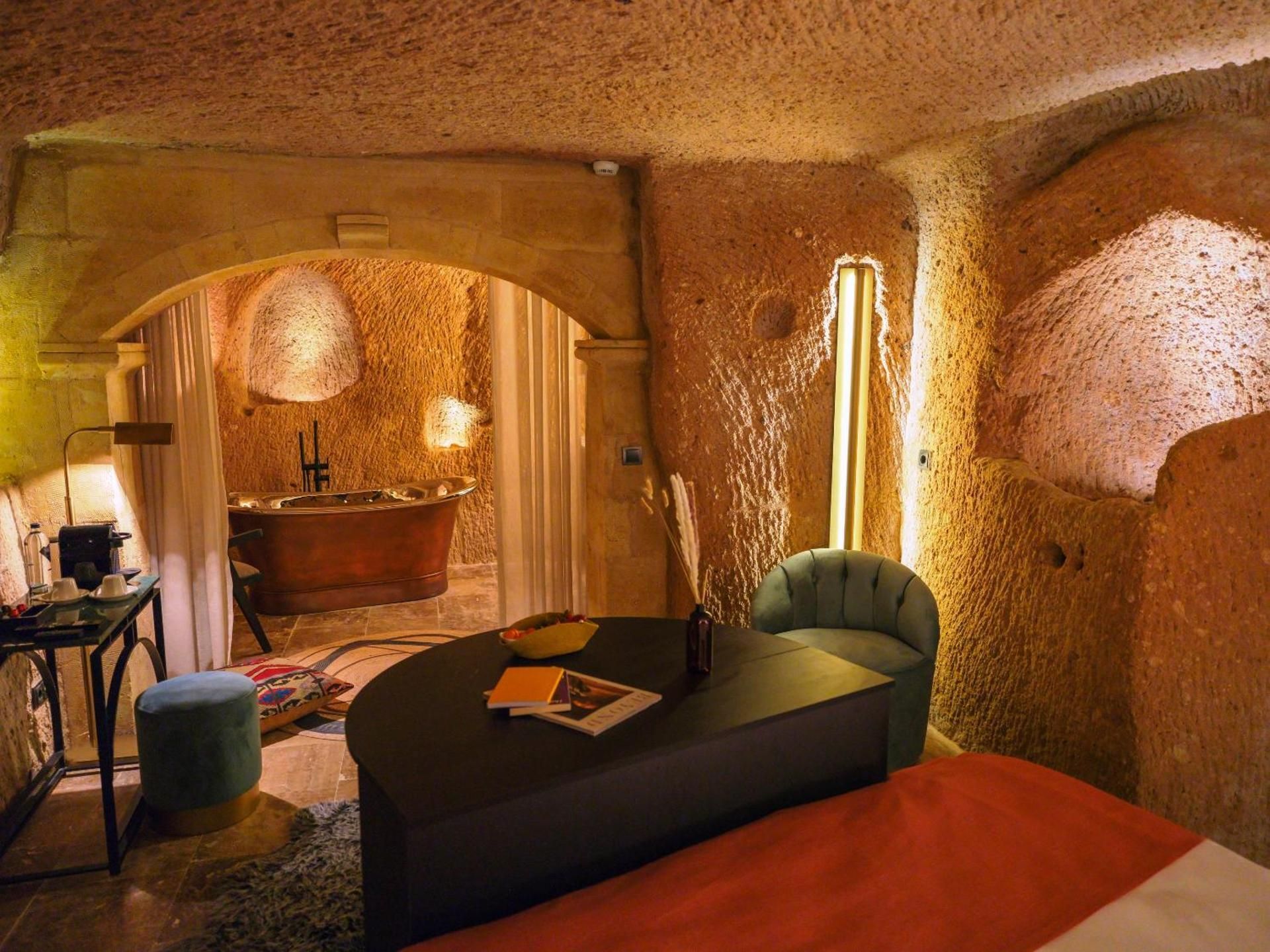 King Suite with Spa Bath