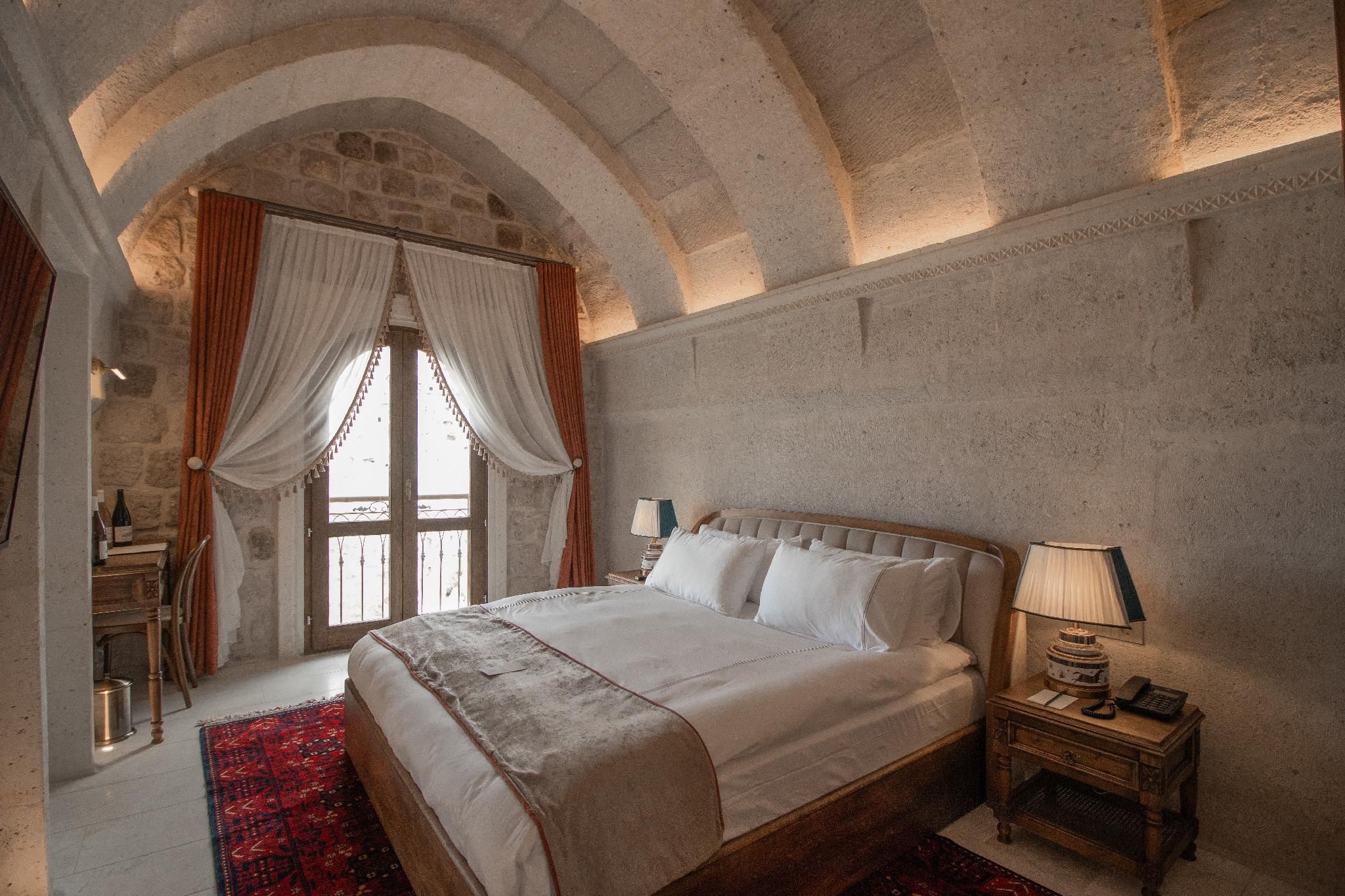 Stone Suite