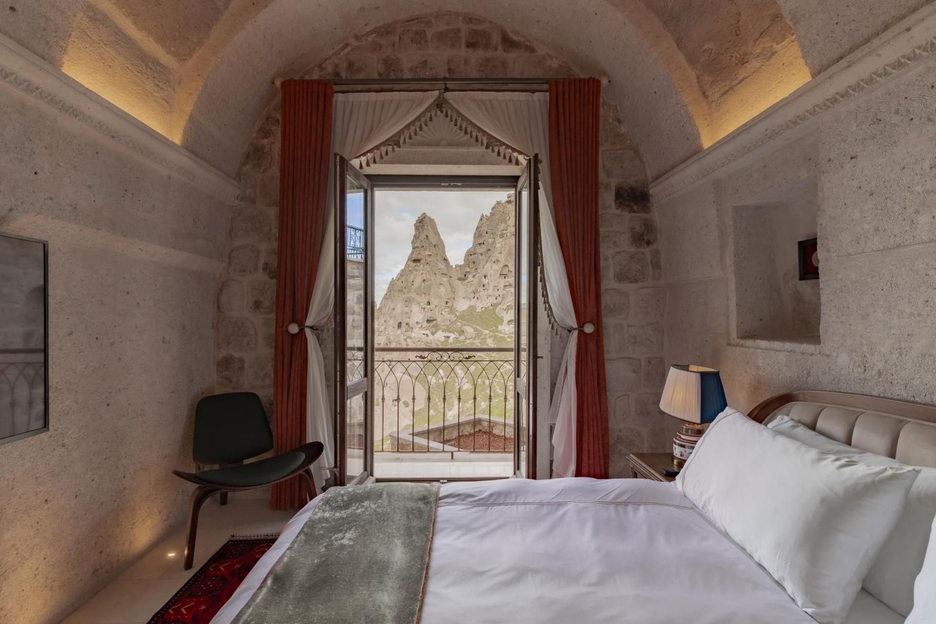 Junior Suite with Balcony
