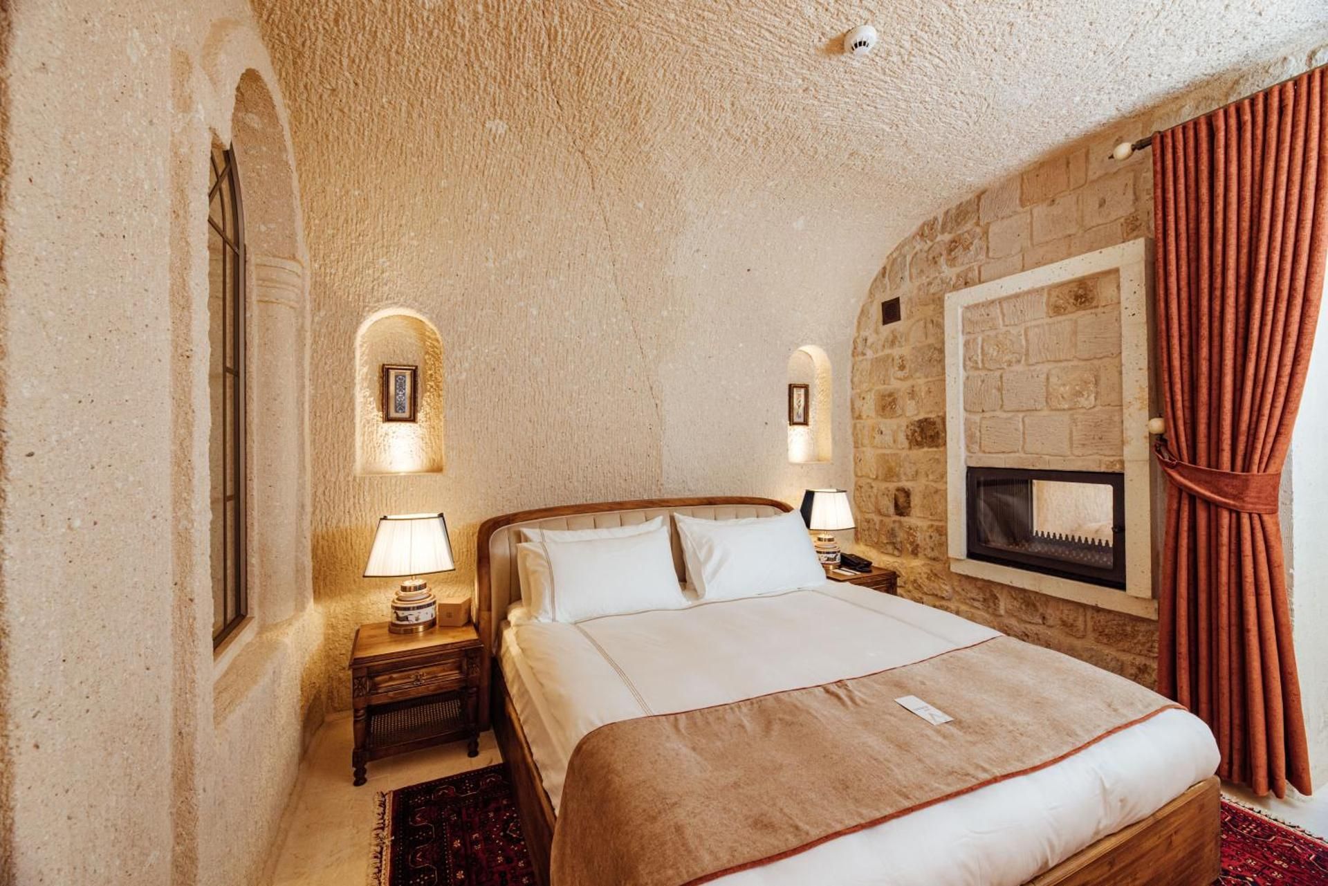 King Suite with Spa Bath