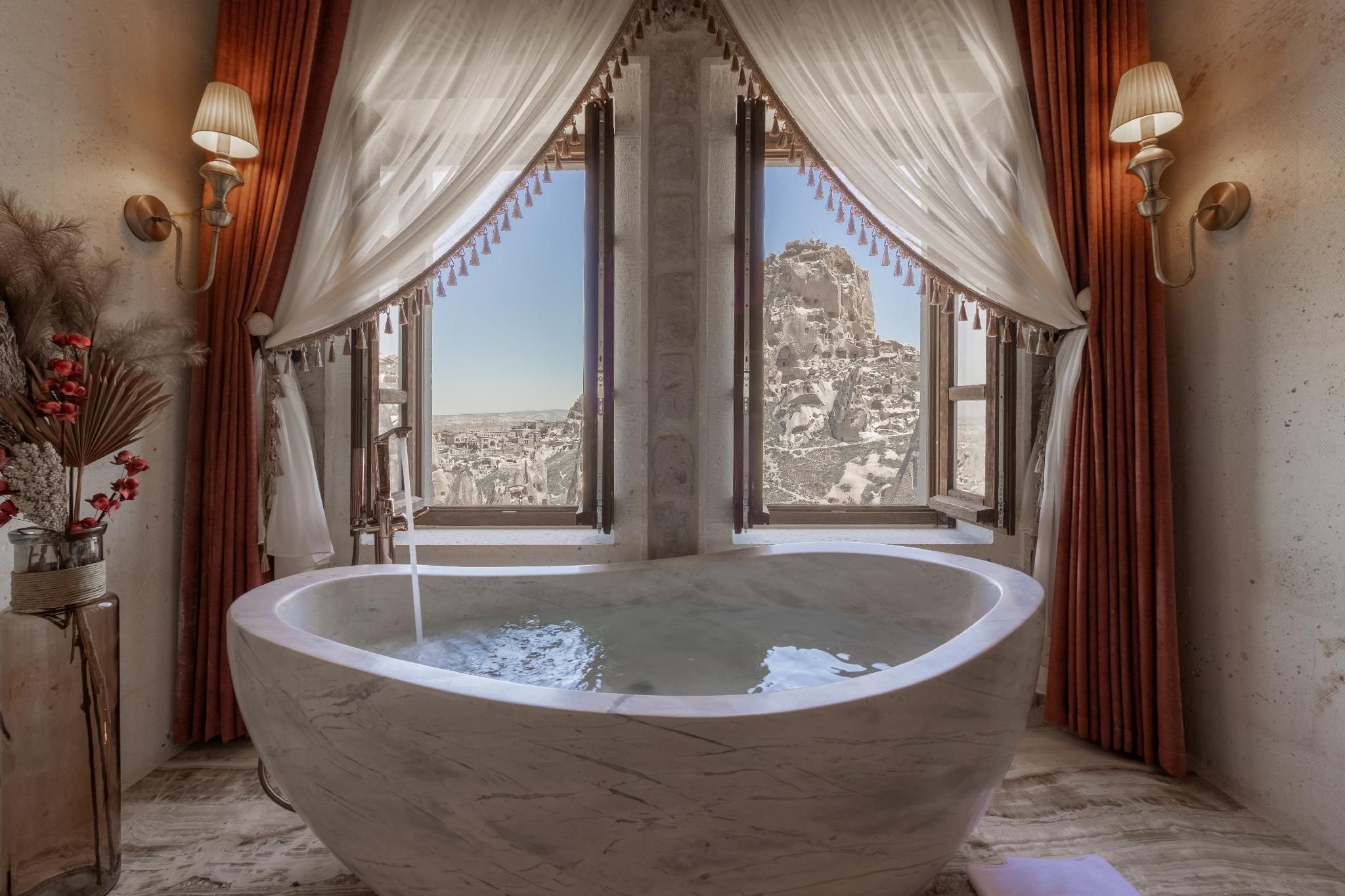 Honeymoon Caldera View Suite