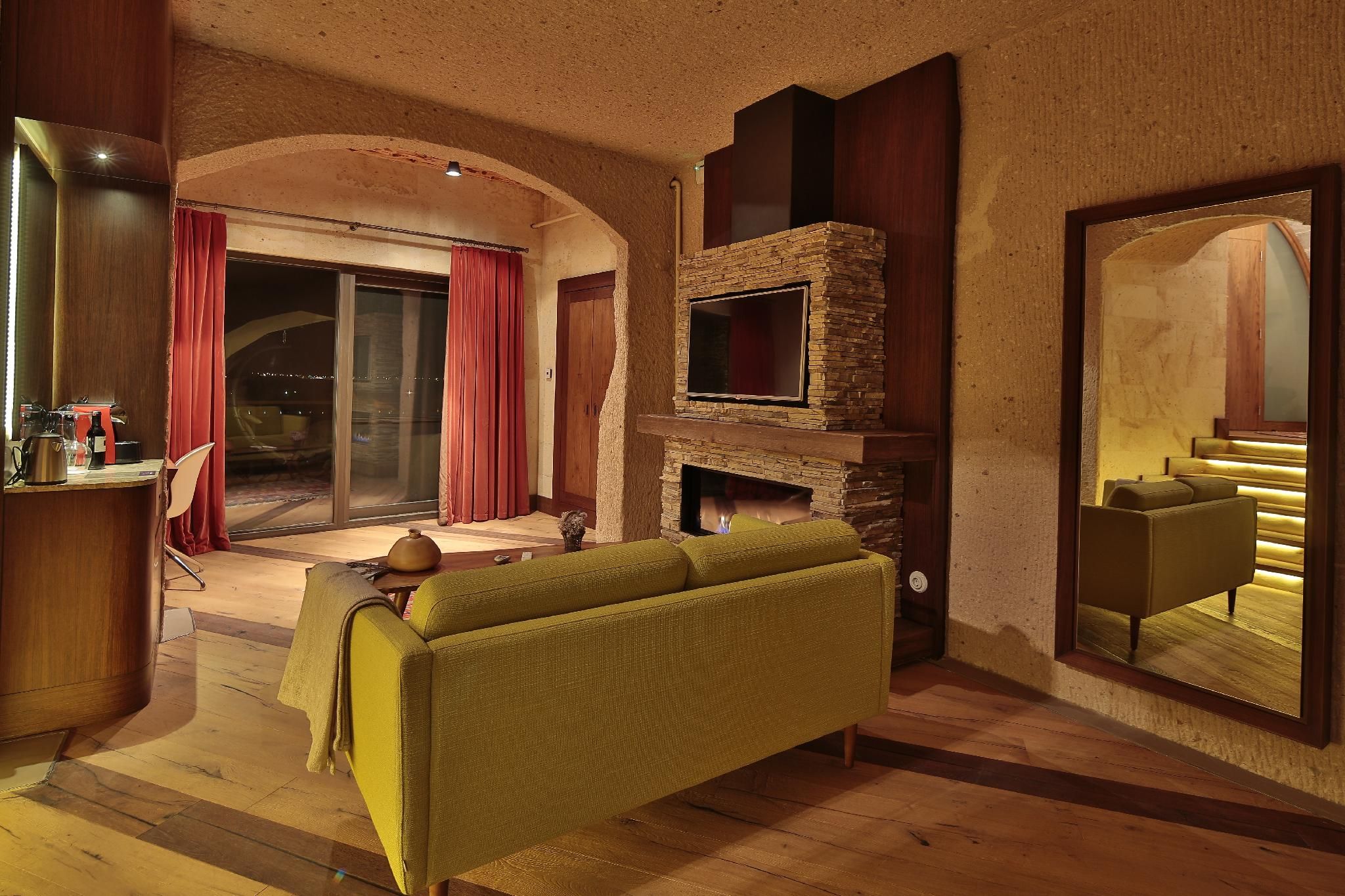 Deluxe Suite Balcony