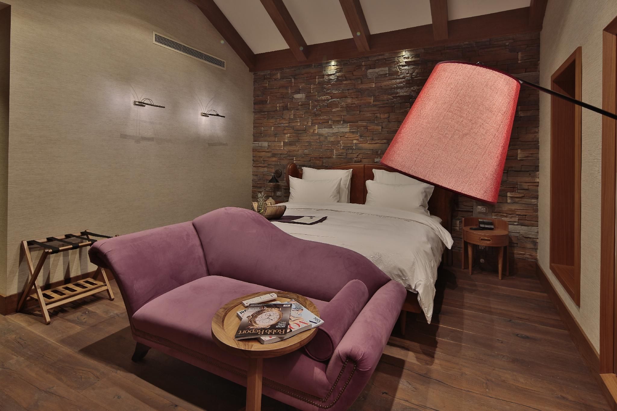 Deluxe Loft