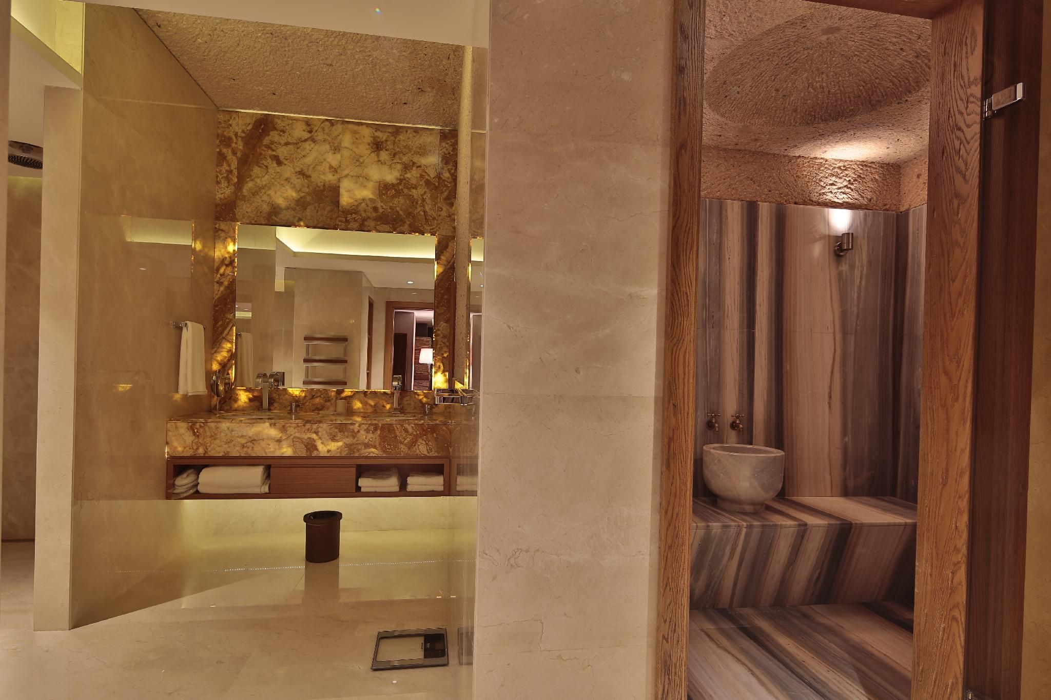 King Suite