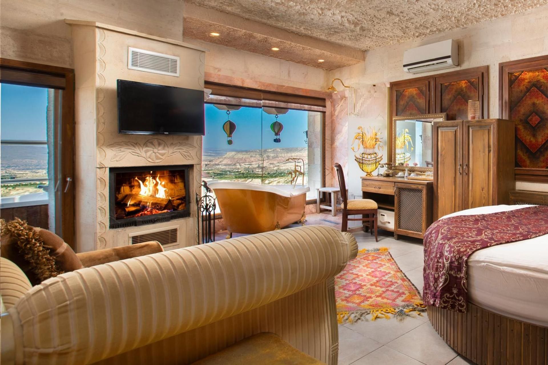 Cappadocia Fairy Chimneys Selfie Cave Hotel Luxury  Room with Balloon View 3